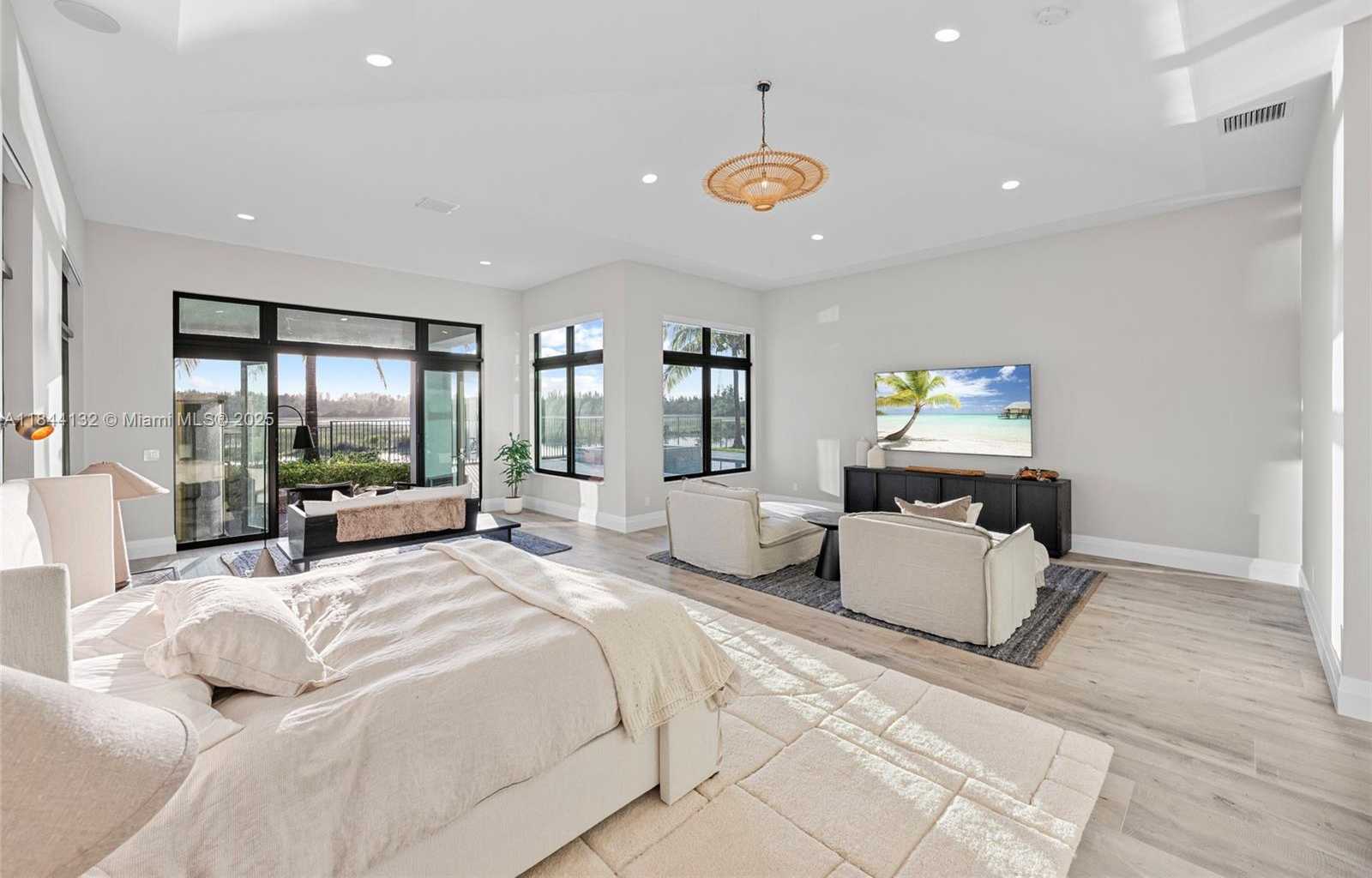 Small Image of 3275 ISLEWOOD AVE, Weston Number 19