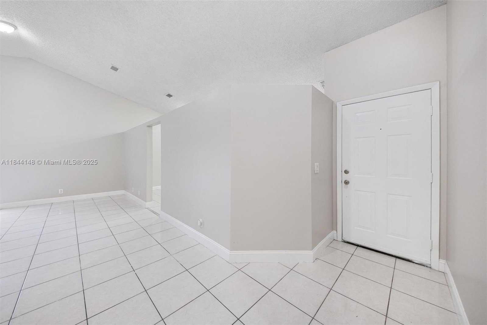 Small Image of 314 BISHOP RD, North Lauderdale Number 16