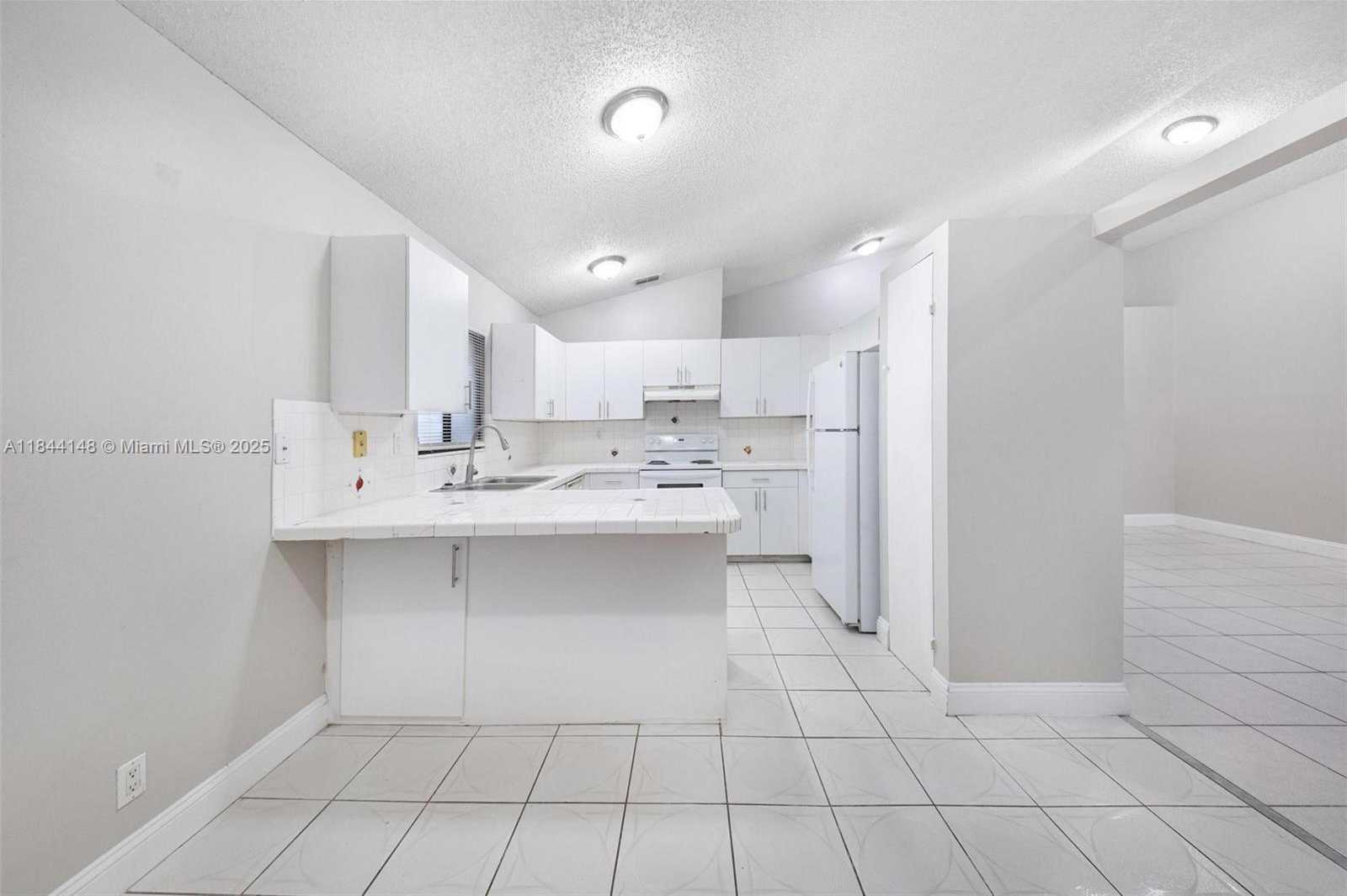 Small Image of 314 BISHOP RD, North Lauderdale Number 7