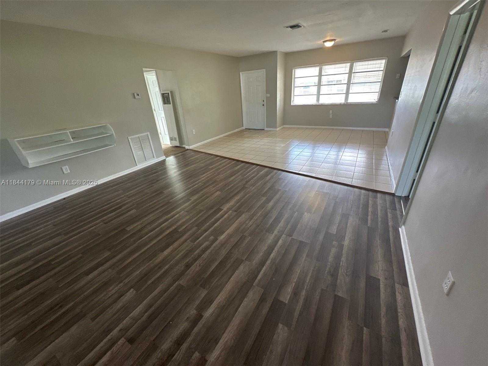 Small Image of 19001 NORTH WEST 19TH AVE, Miami Gardens Number 13