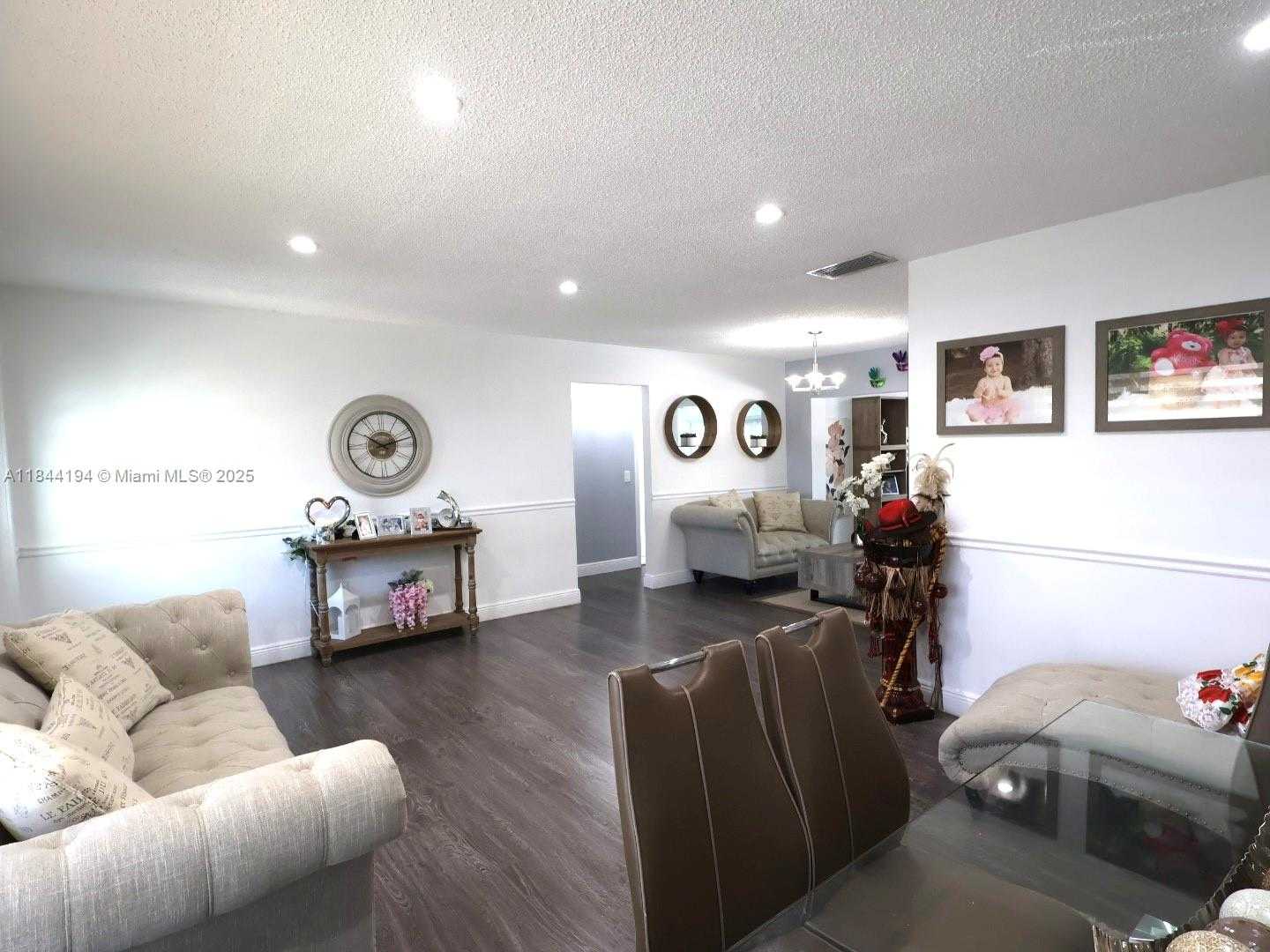 Small Image of 9170 NORTH WEST 24TH PL, Sunrise Number 11