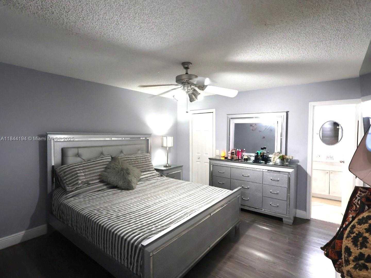 Small Image of 9170 NORTH WEST 24TH PL, Sunrise Number 26