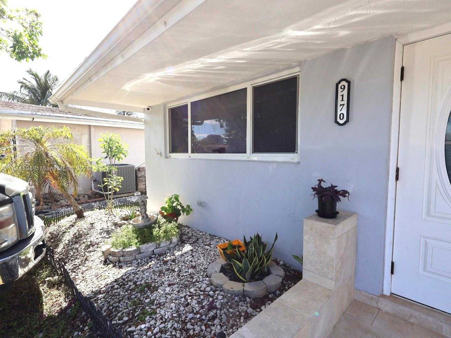 Small Image of 9170 NORTH WEST 24TH PL, Sunrise Number 7