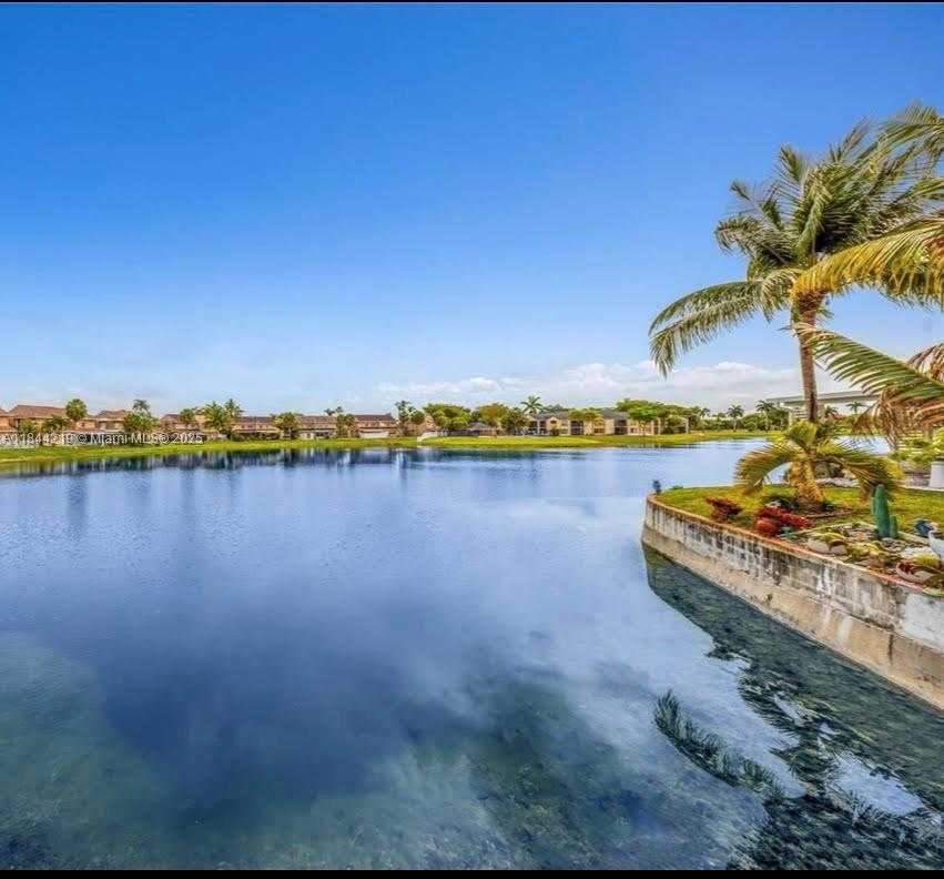 Small Image of 8453 NORTH WEST 189 STREET RD, Hialeah Number 22