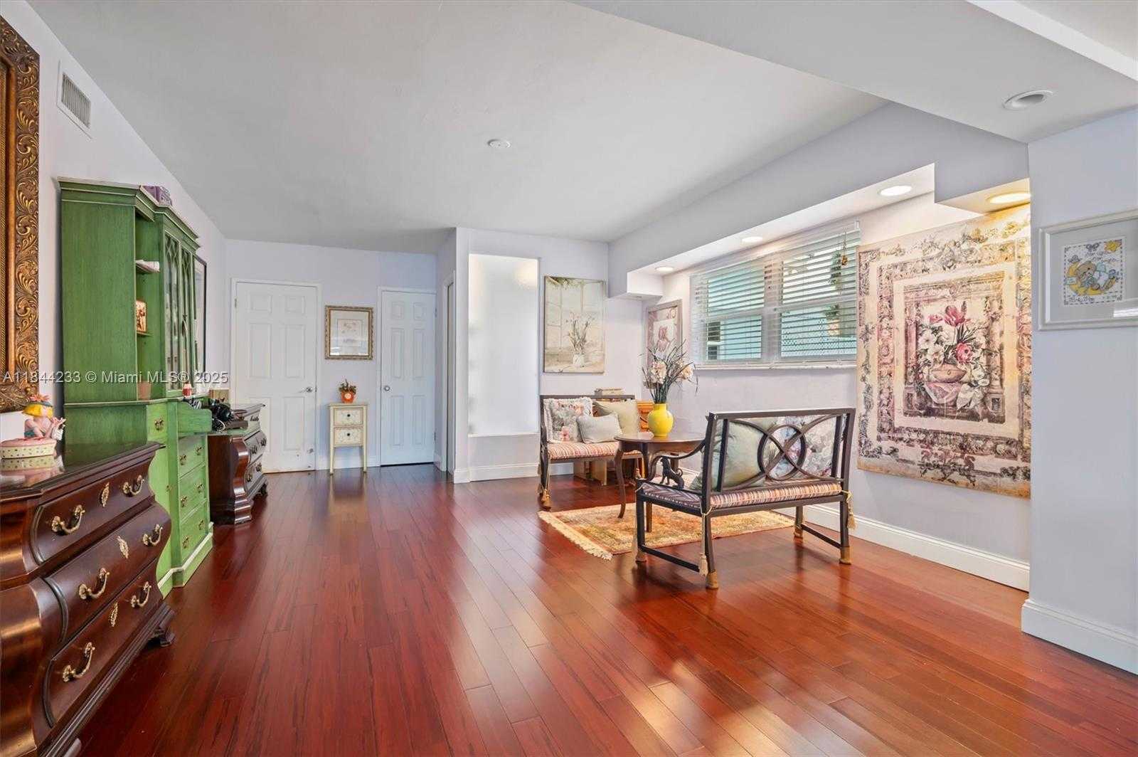 Small Image of 4260 NORTH EAST 16TH TER, Oakland Park Number 15
