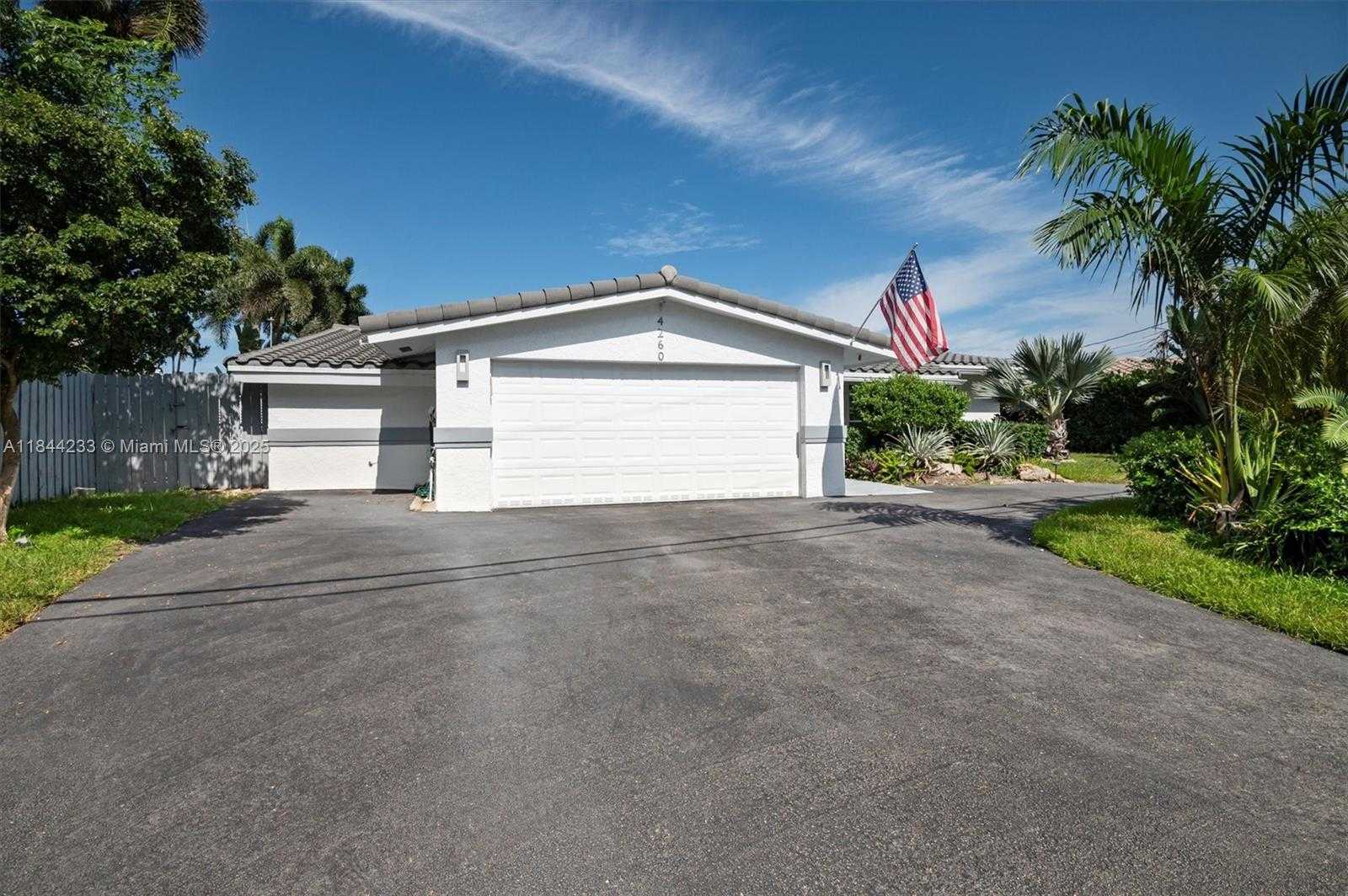 Small Image of 4260 NORTH EAST 16TH TER, Oakland Park Number 3