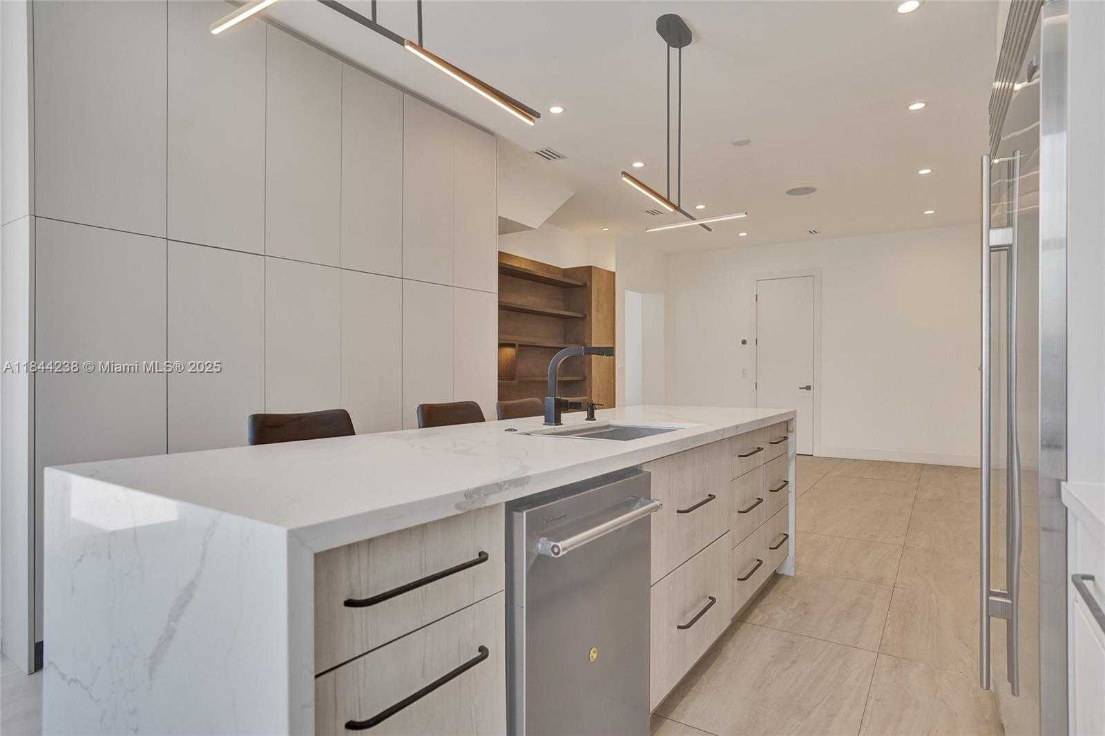 Small Image of 3757 NORTH EAST 208TH TE, Aventura Number 14