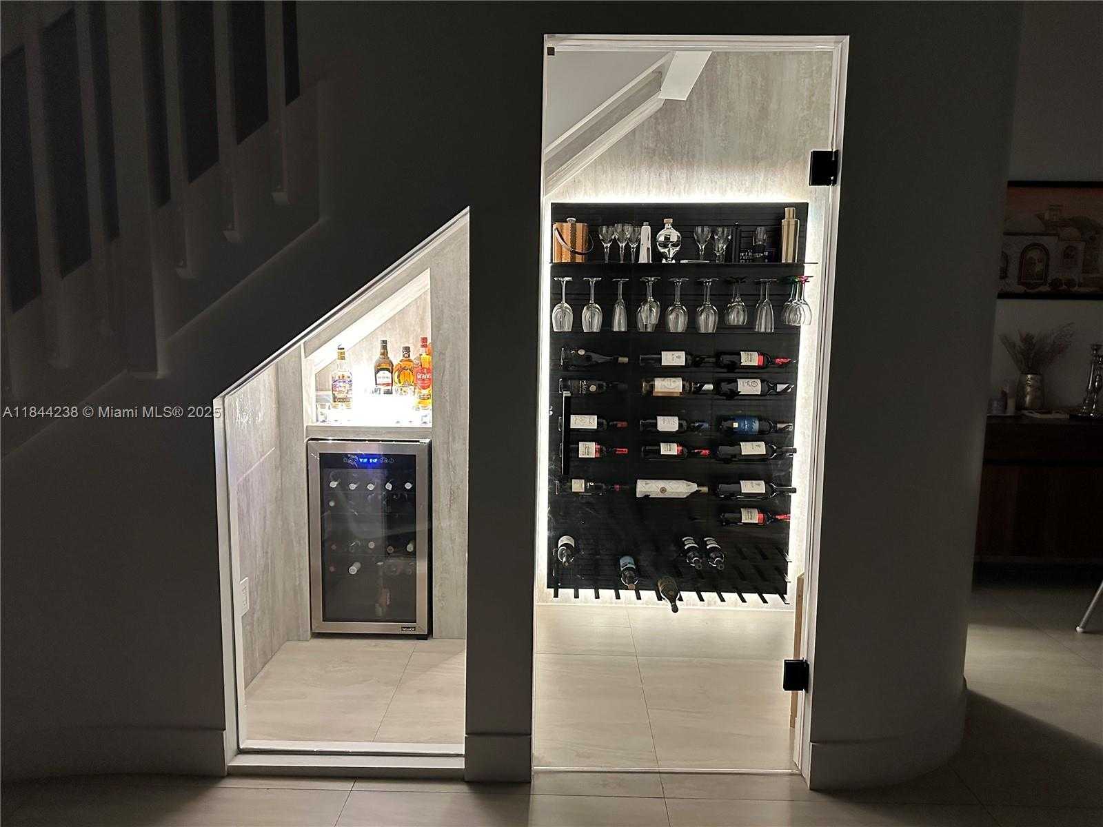 Small Image of 3757 NORTH EAST 208TH TE, Aventura Number 18