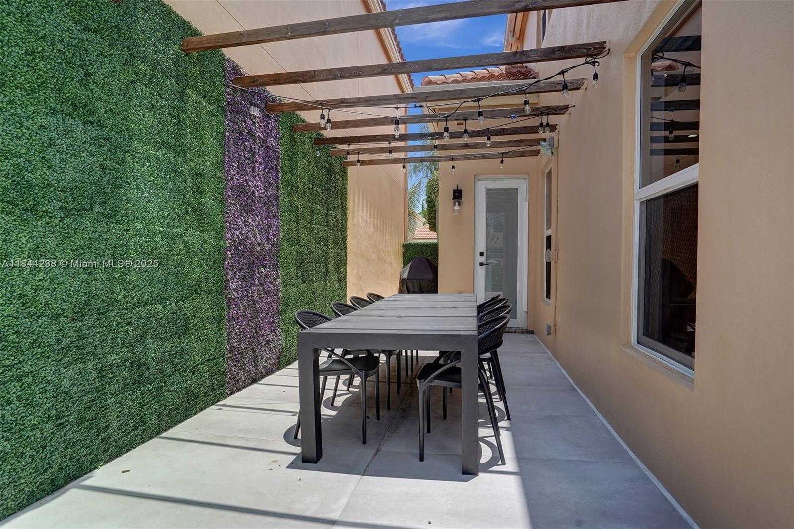 Small Image of 3757 NORTH EAST 208TH TE, Aventura Number 50