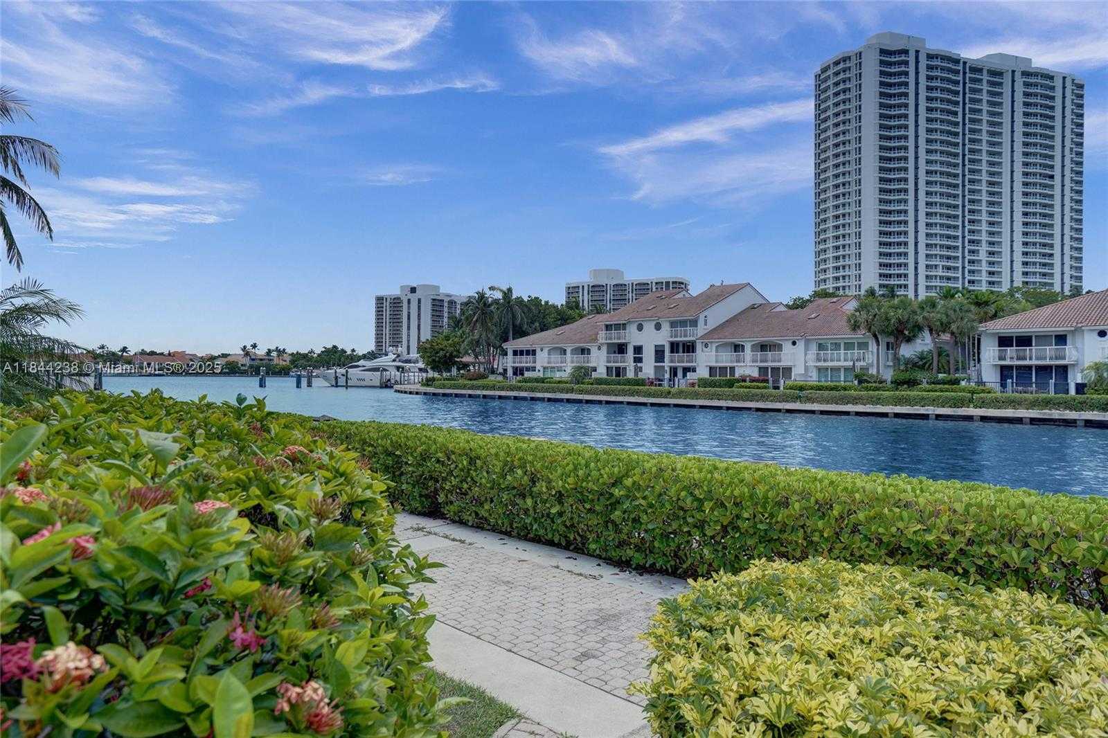 Small Image of 3757 NORTH EAST 208TH TE, Aventura Number 52