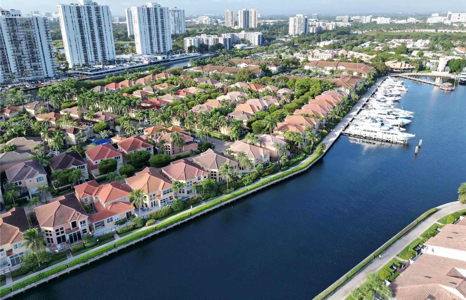 Small Image of 3757 NORTH EAST 208TH TE, Aventura Number 66