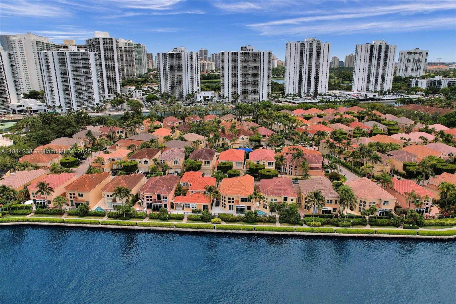 Small Image of 3757 NORTH EAST 208TH TE, Aventura Number 69