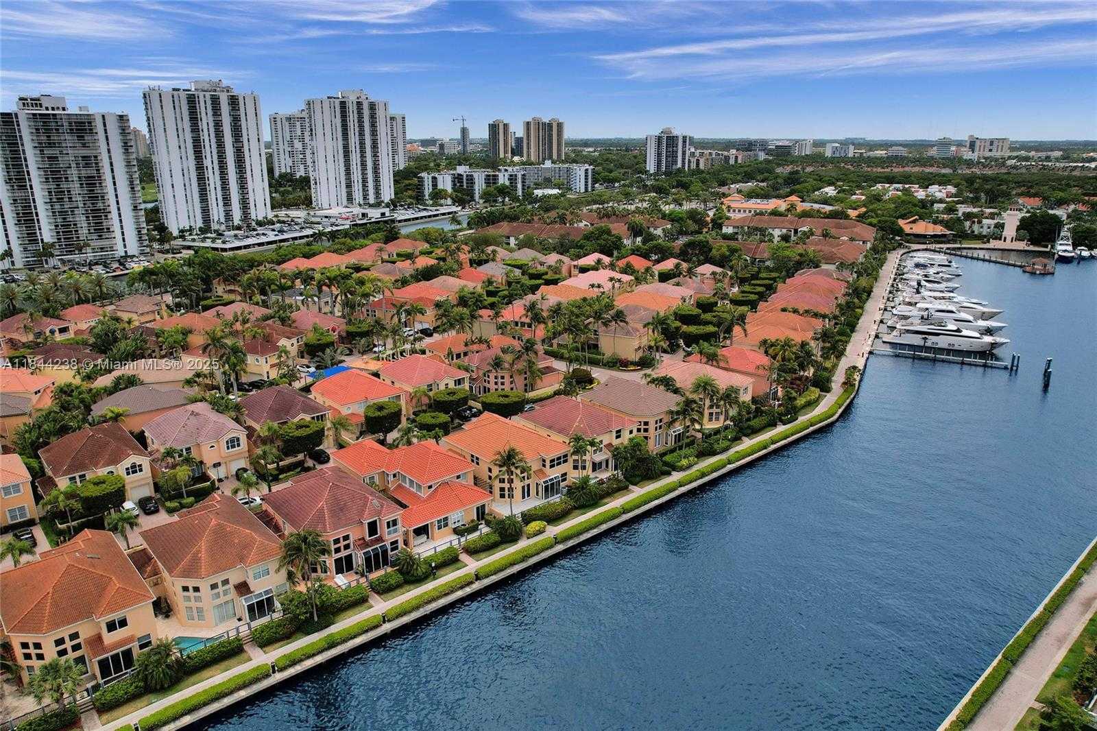Small Image of 3757 NORTH EAST 208TH TE, Aventura Number 70