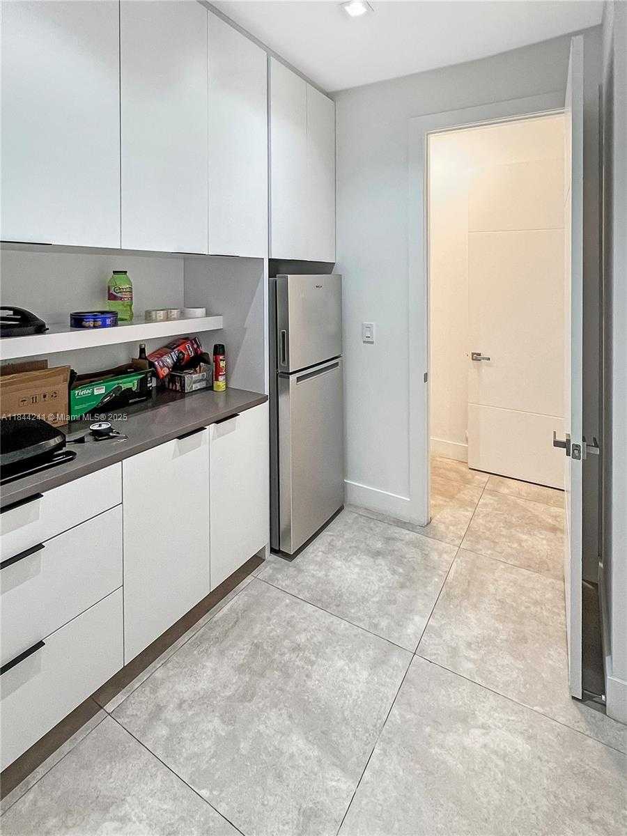 Small Image of 16640 SUNSET WAY, Weston Number 13