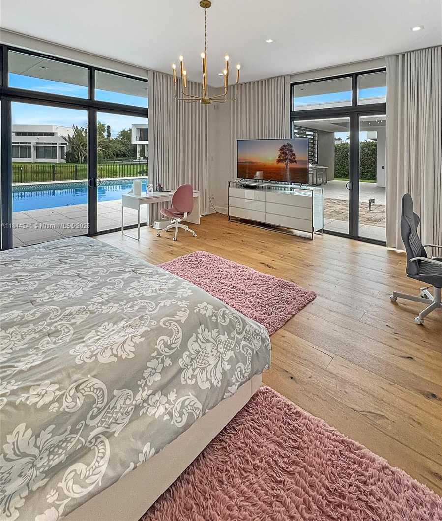 Small Image of 16640 SUNSET WAY, Weston Number 15