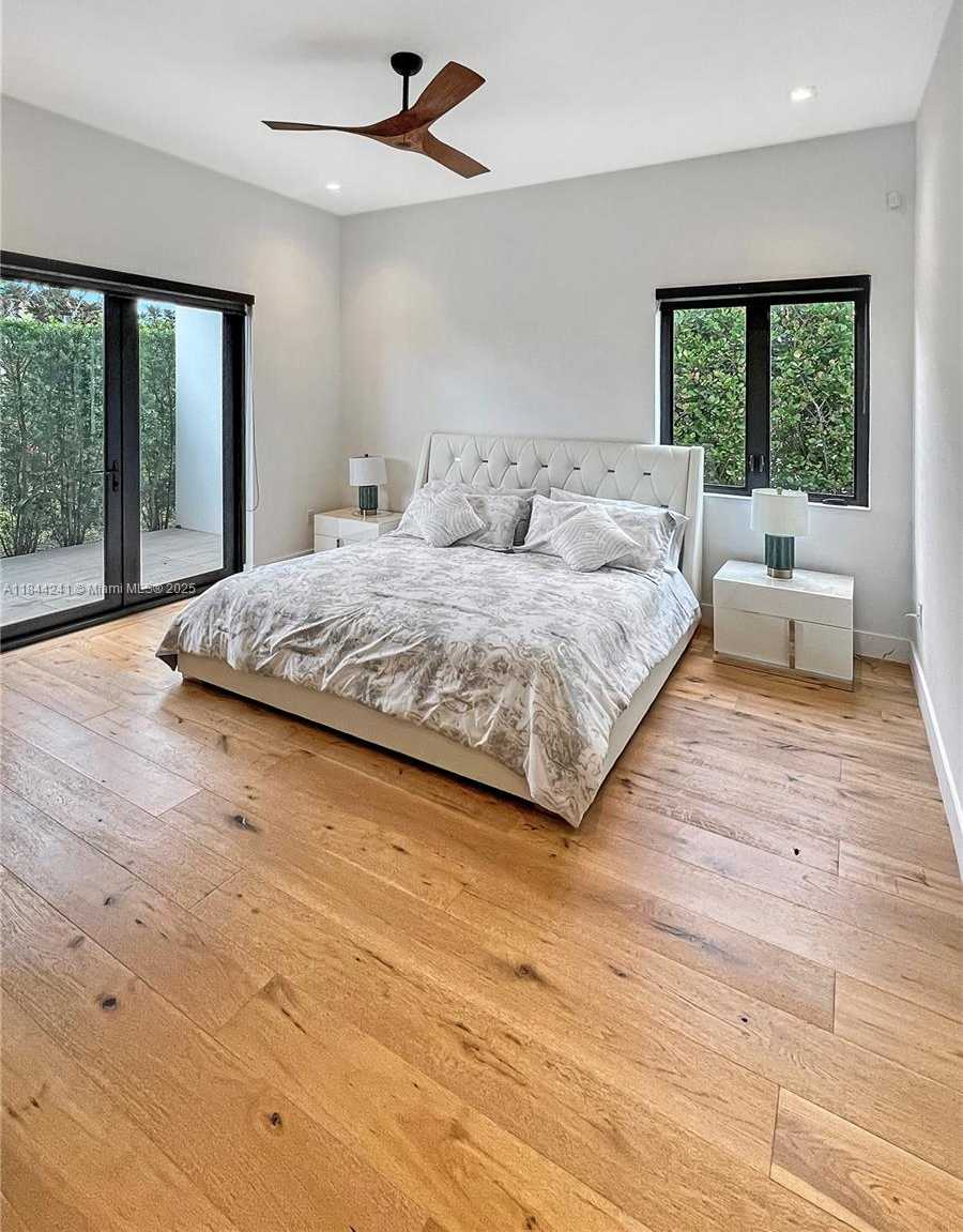 Small Image of 16640 SUNSET WAY, Weston Number 21