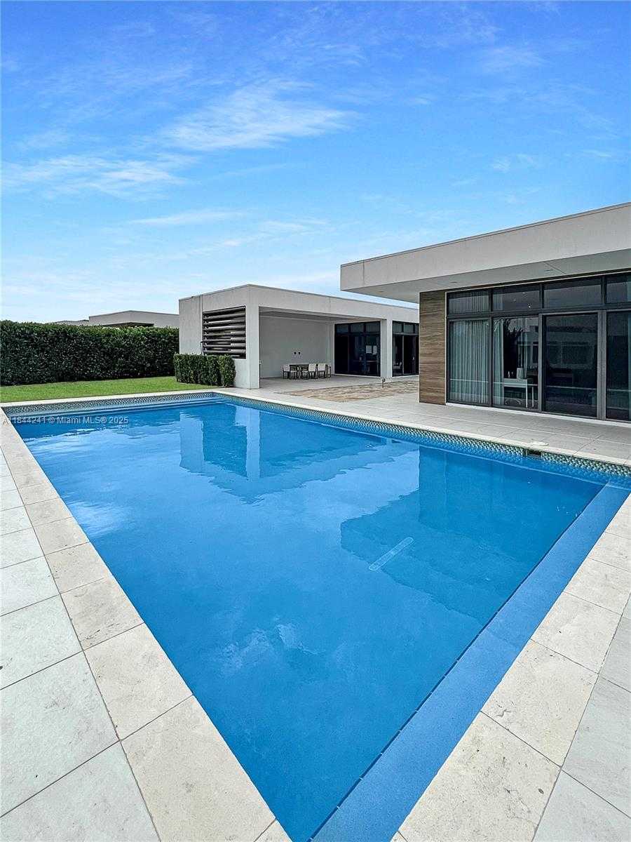 Small Image of 16640 SUNSET WAY, Weston Number 32