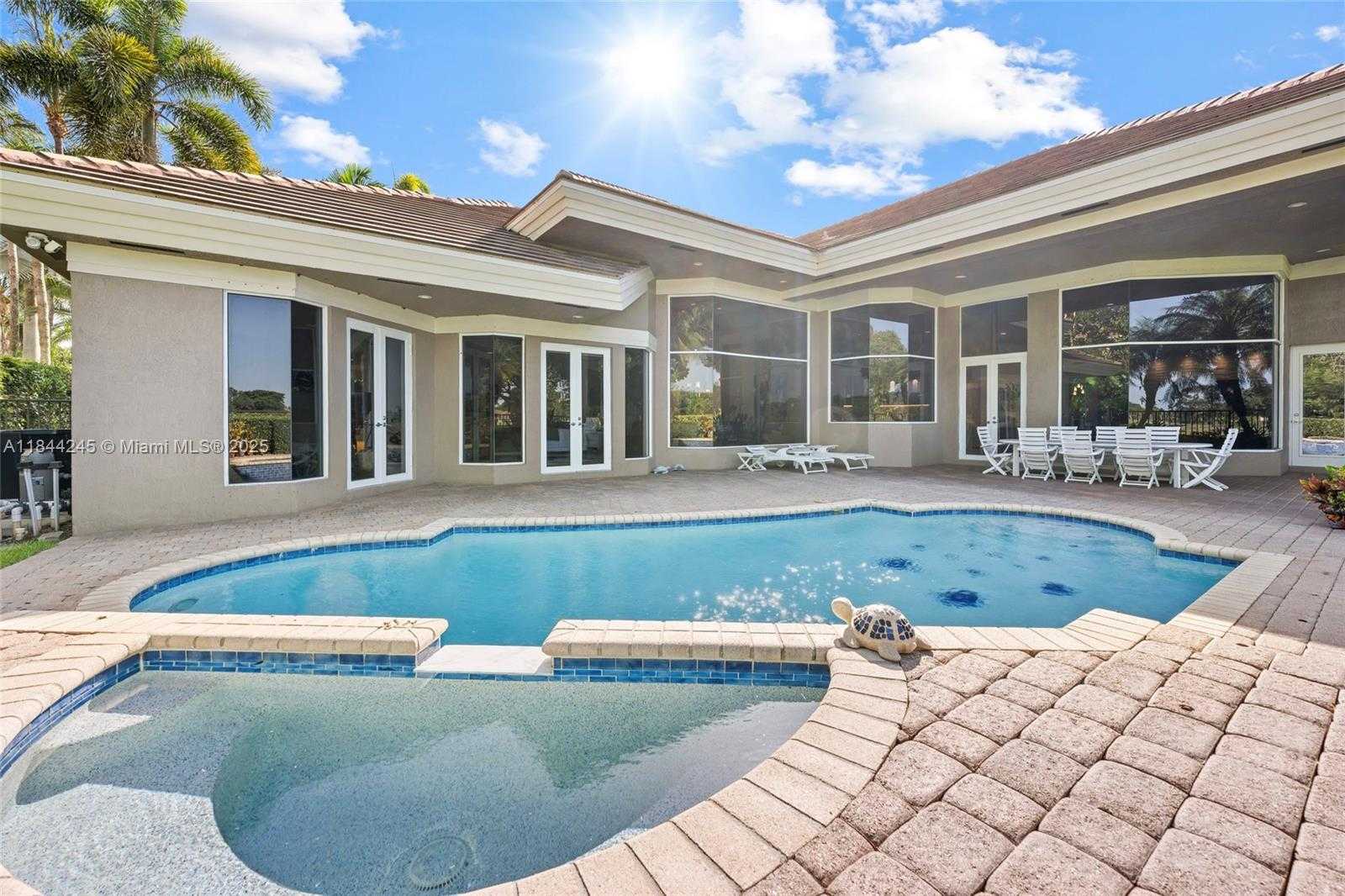Small Image of 2508 PRINCETON CT, Weston Number 36