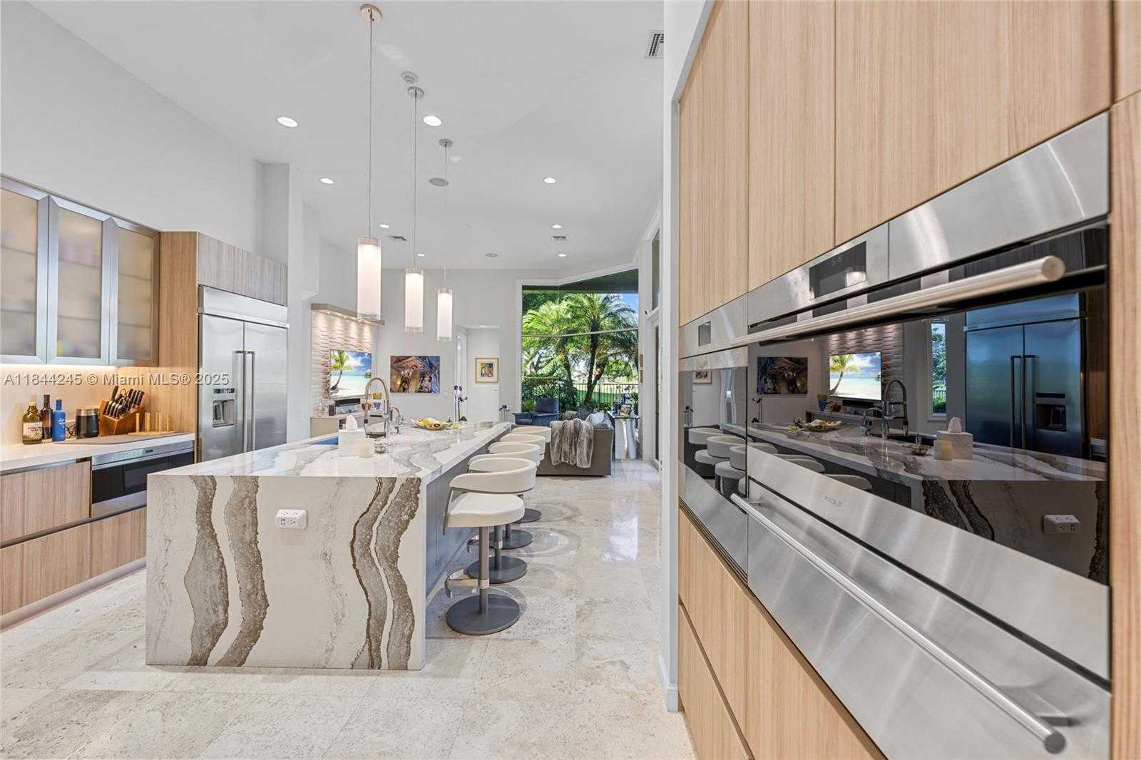 Small Image of 2508 PRINCETON CT, Weston Number 5