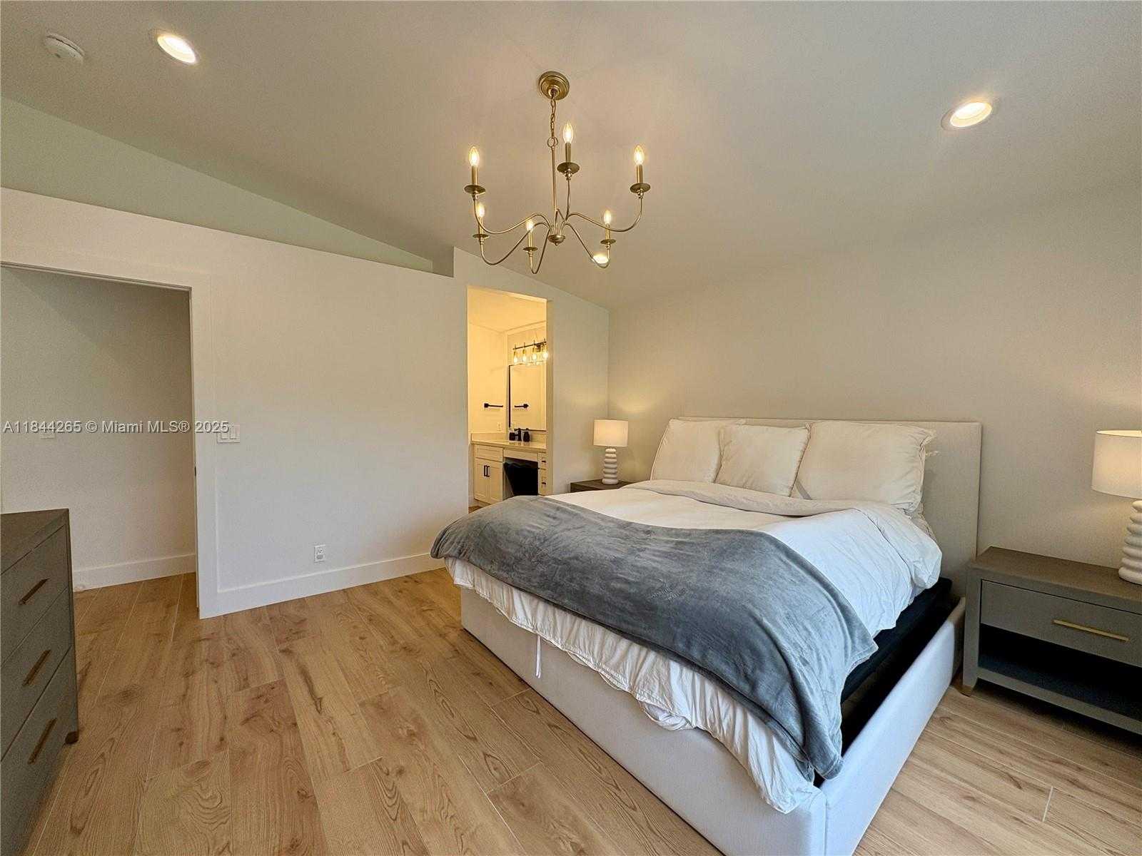 Small Image of 2091 SOUTH WEST 157TH AVE, Miramar Number 19