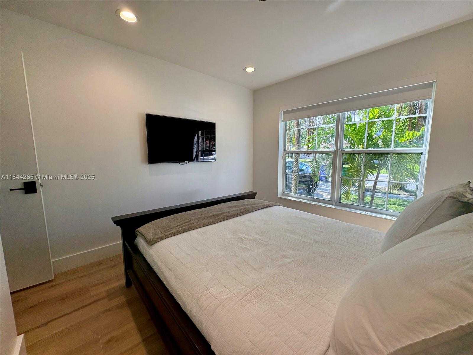 Small Image of 2091 SOUTH WEST 157TH AVE, Miramar Number 29