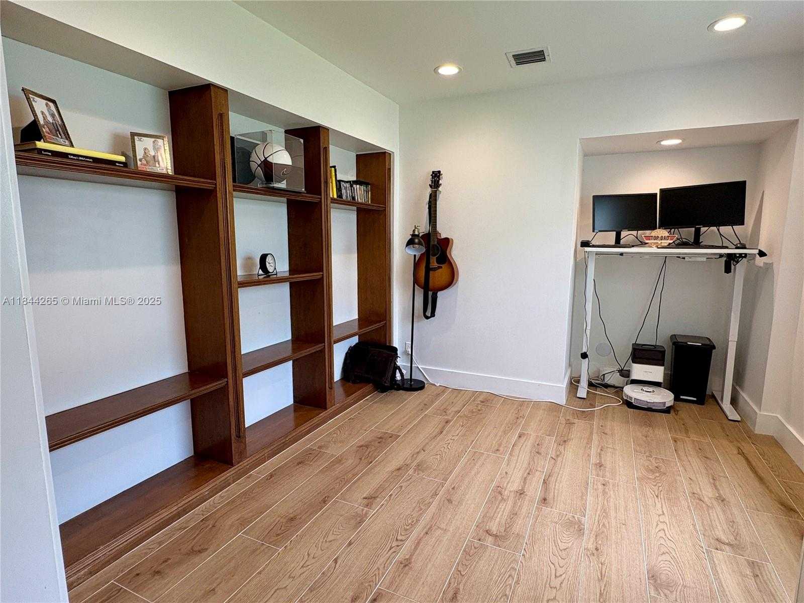 Small Image of 2091 SOUTH WEST 157TH AVE, Miramar Number 31