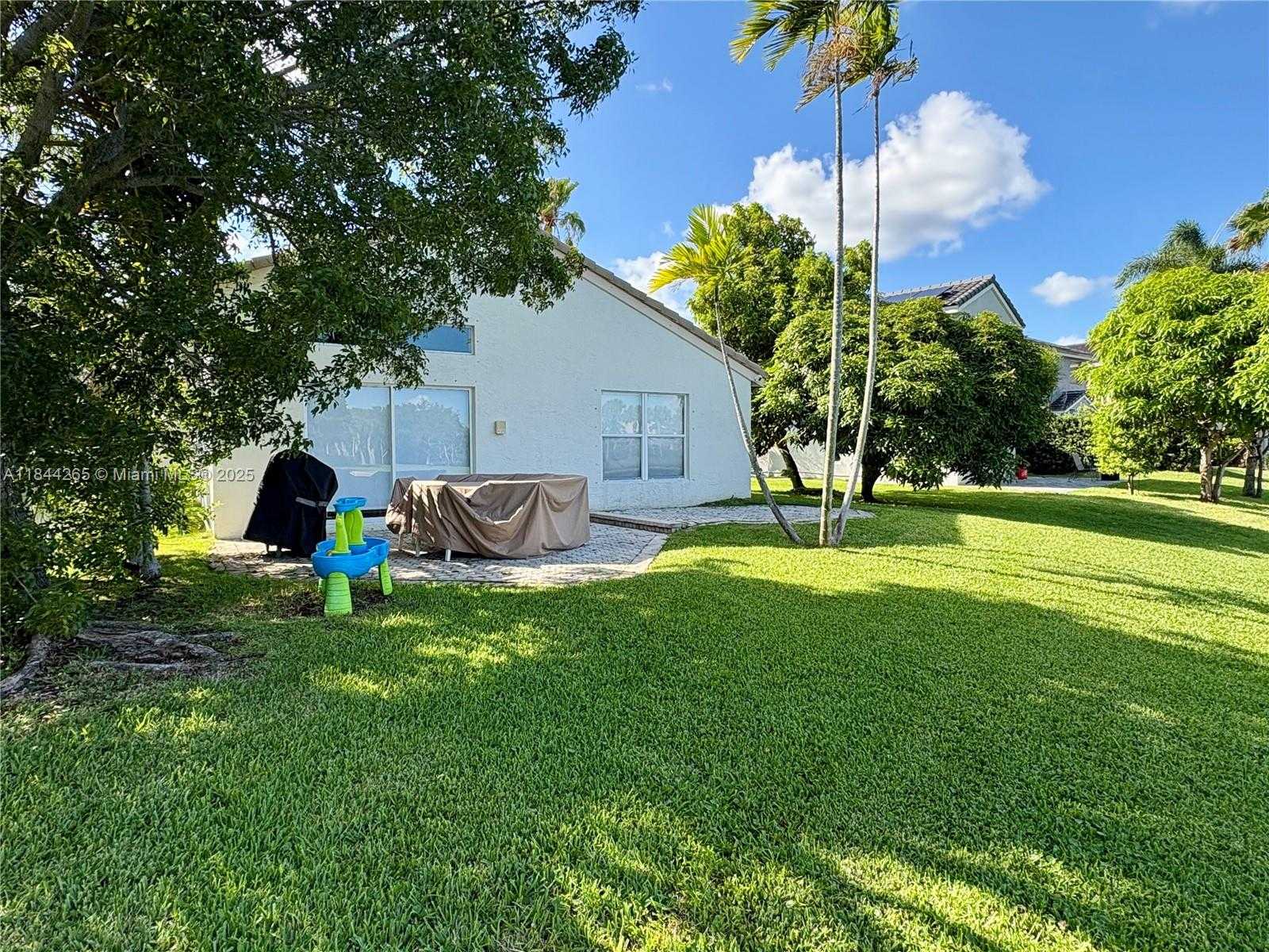 Small Image of 2091 SOUTH WEST 157TH AVE, Miramar Number 6