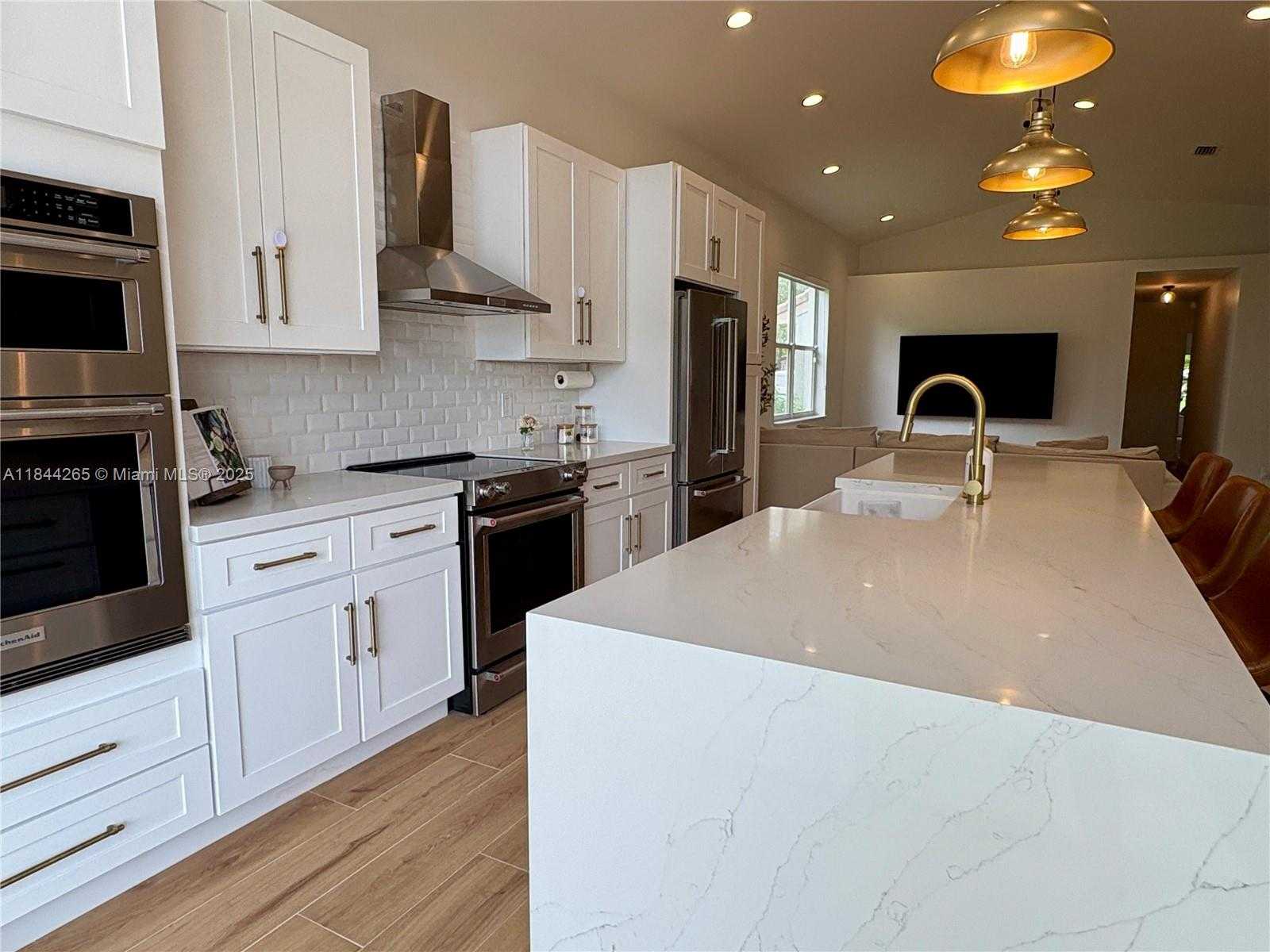 Small Image of 2091 SOUTH WEST 157TH AVE, Miramar Number 9