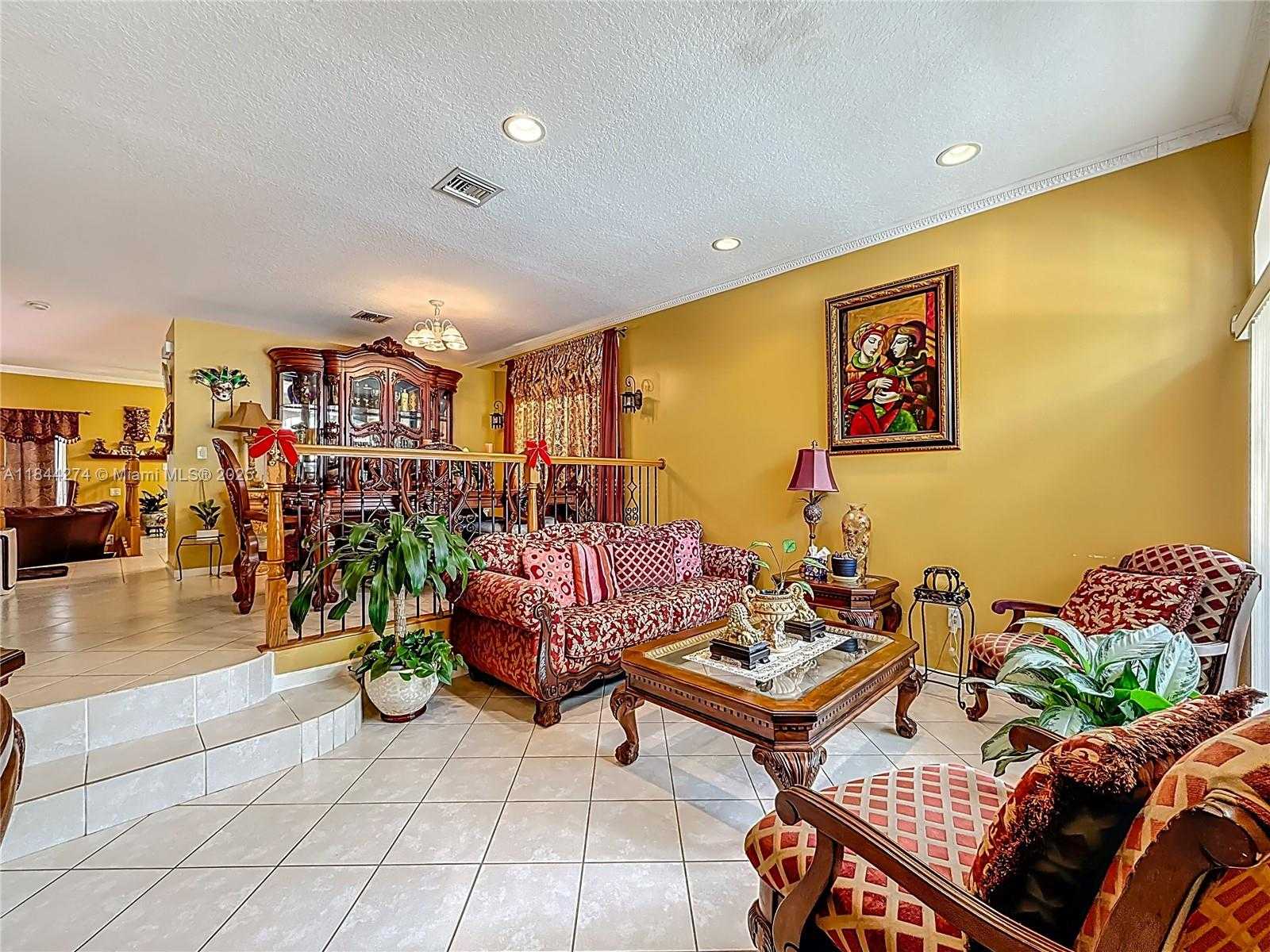Small Image of 15540 SOUTH WEST 49TH CT, Miramar Number 11