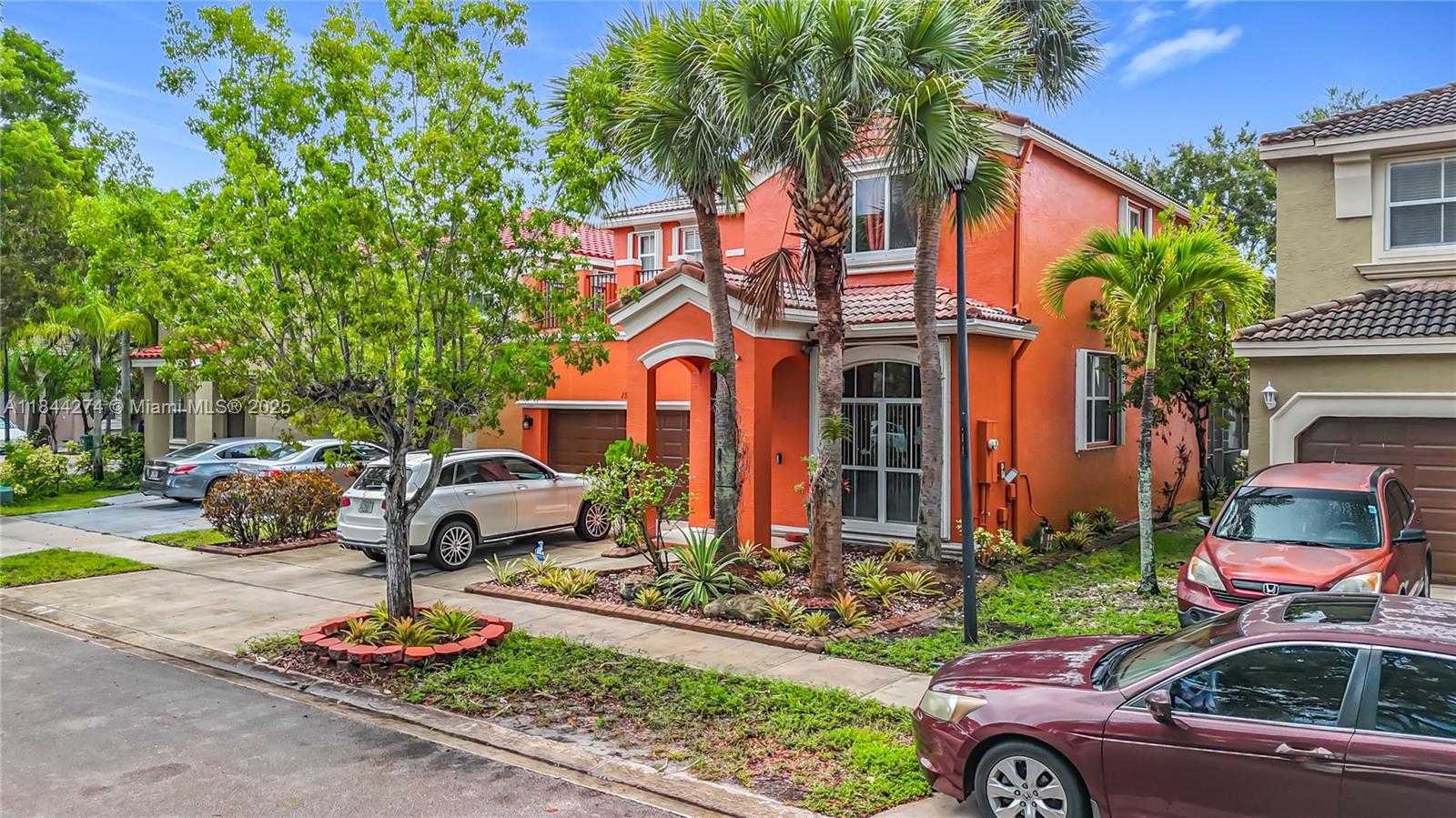 Small Image of 15540 SOUTH WEST 49TH CT, Miramar Number 2