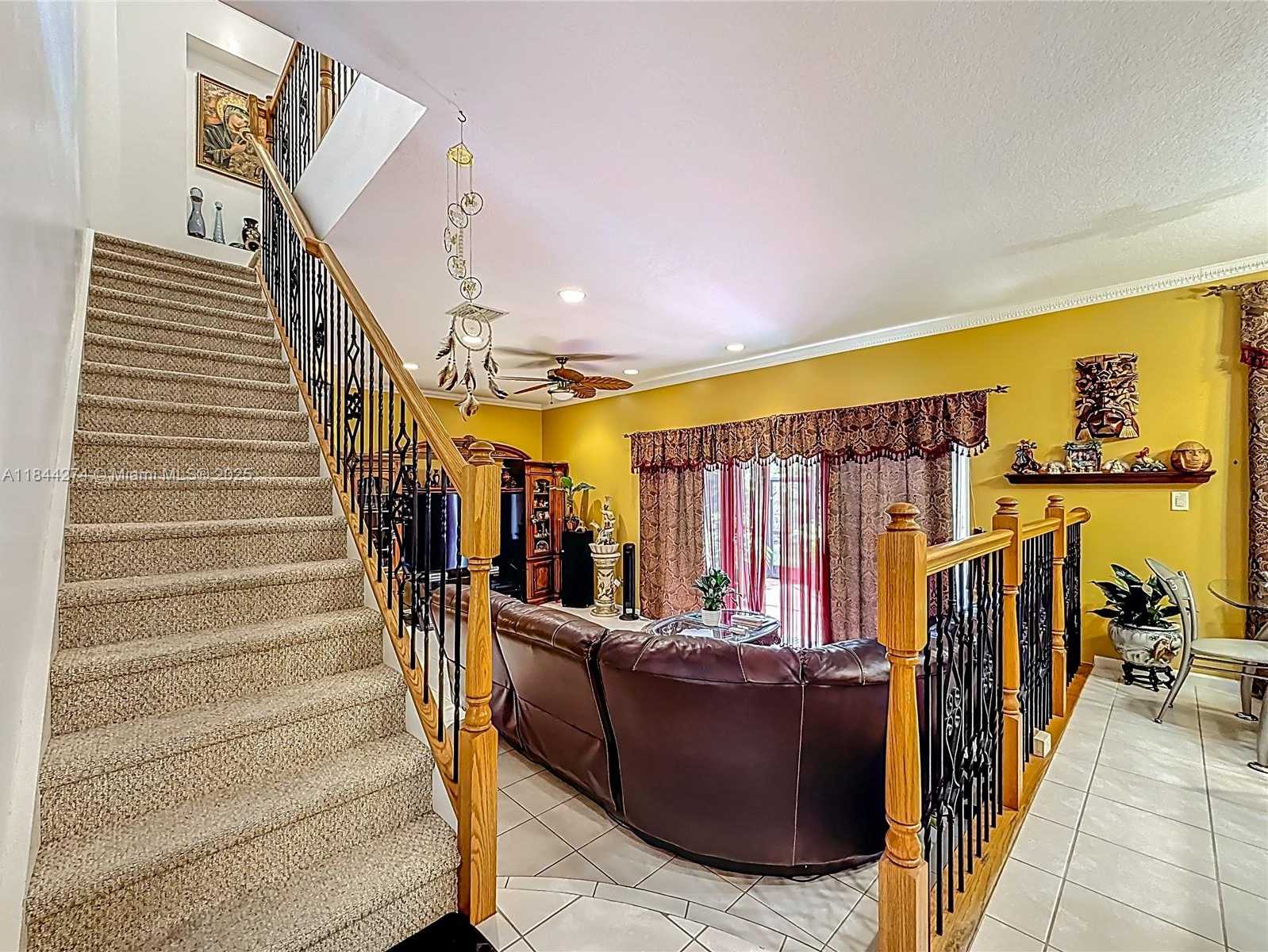 Small Image of 15540 SOUTH WEST 49TH CT, Miramar Number 28