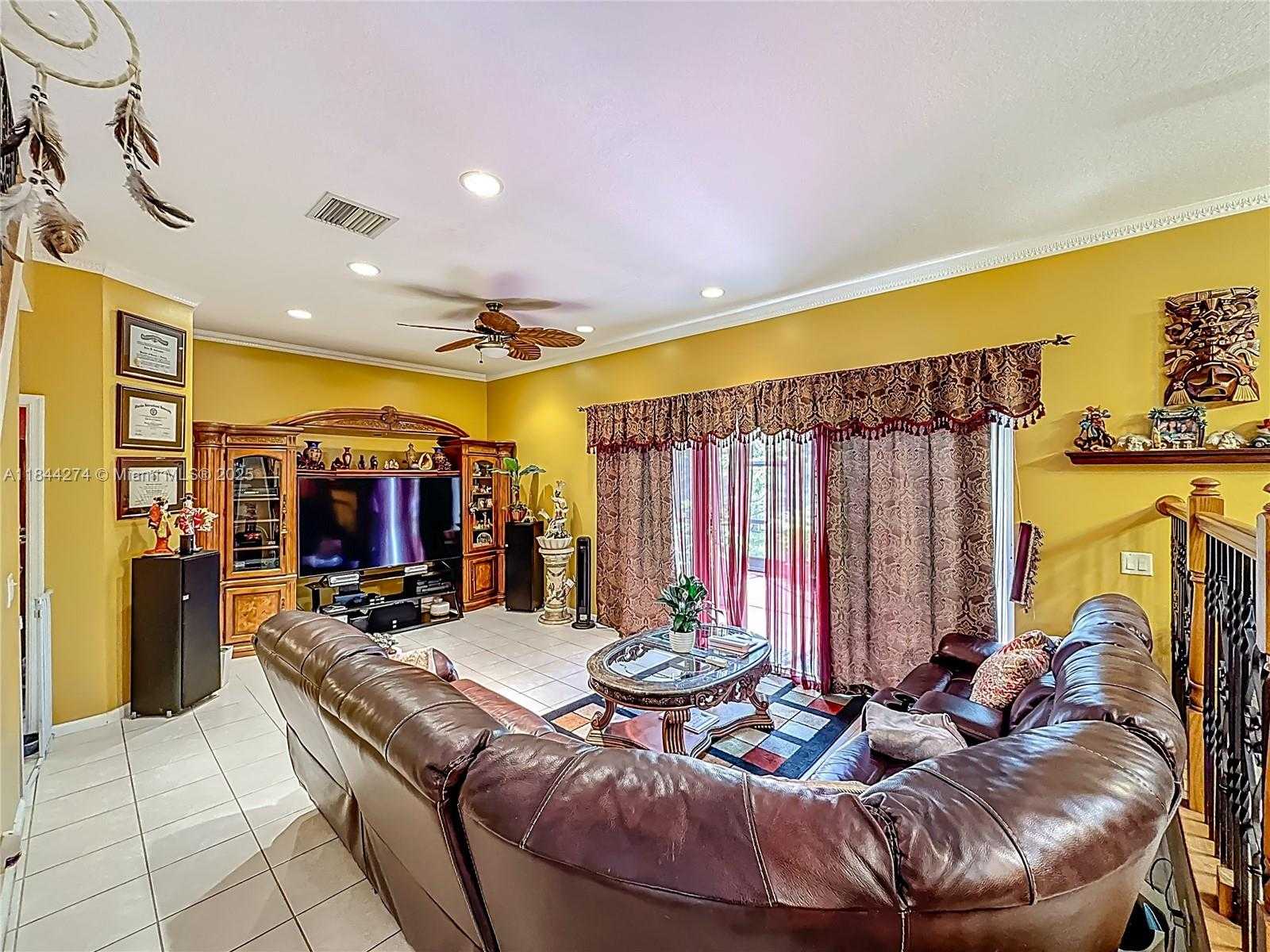 Small Image of 15540 SOUTH WEST 49TH CT, Miramar Number 29