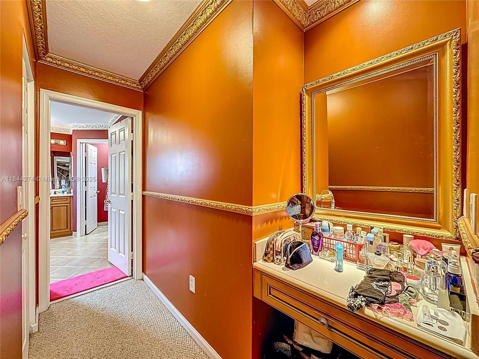 Small Image of 15540 SOUTH WEST 49TH CT, Miramar Number 39