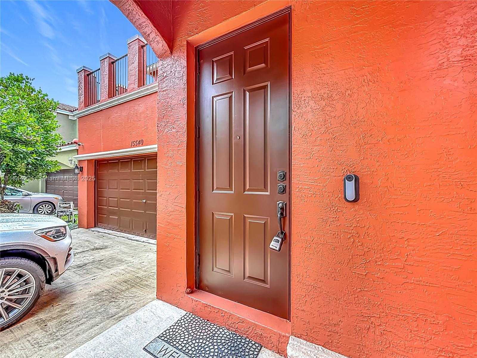 Small Image of 15540 SOUTH WEST 49TH CT, Miramar Number 6