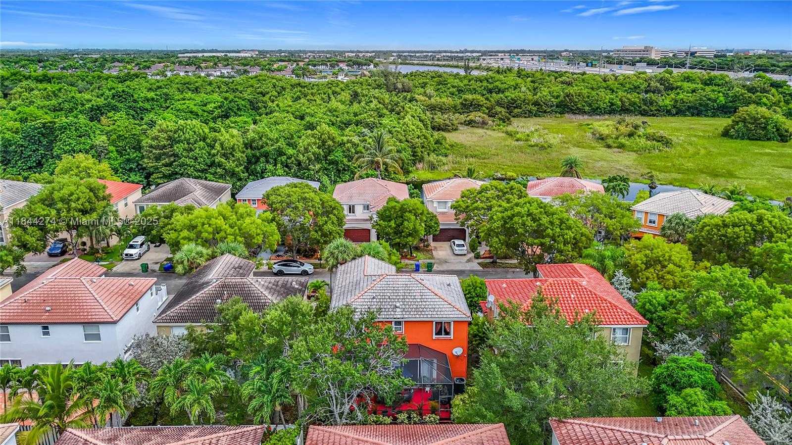 Small Image of 15540 SOUTH WEST 49TH CT, Miramar Number 67