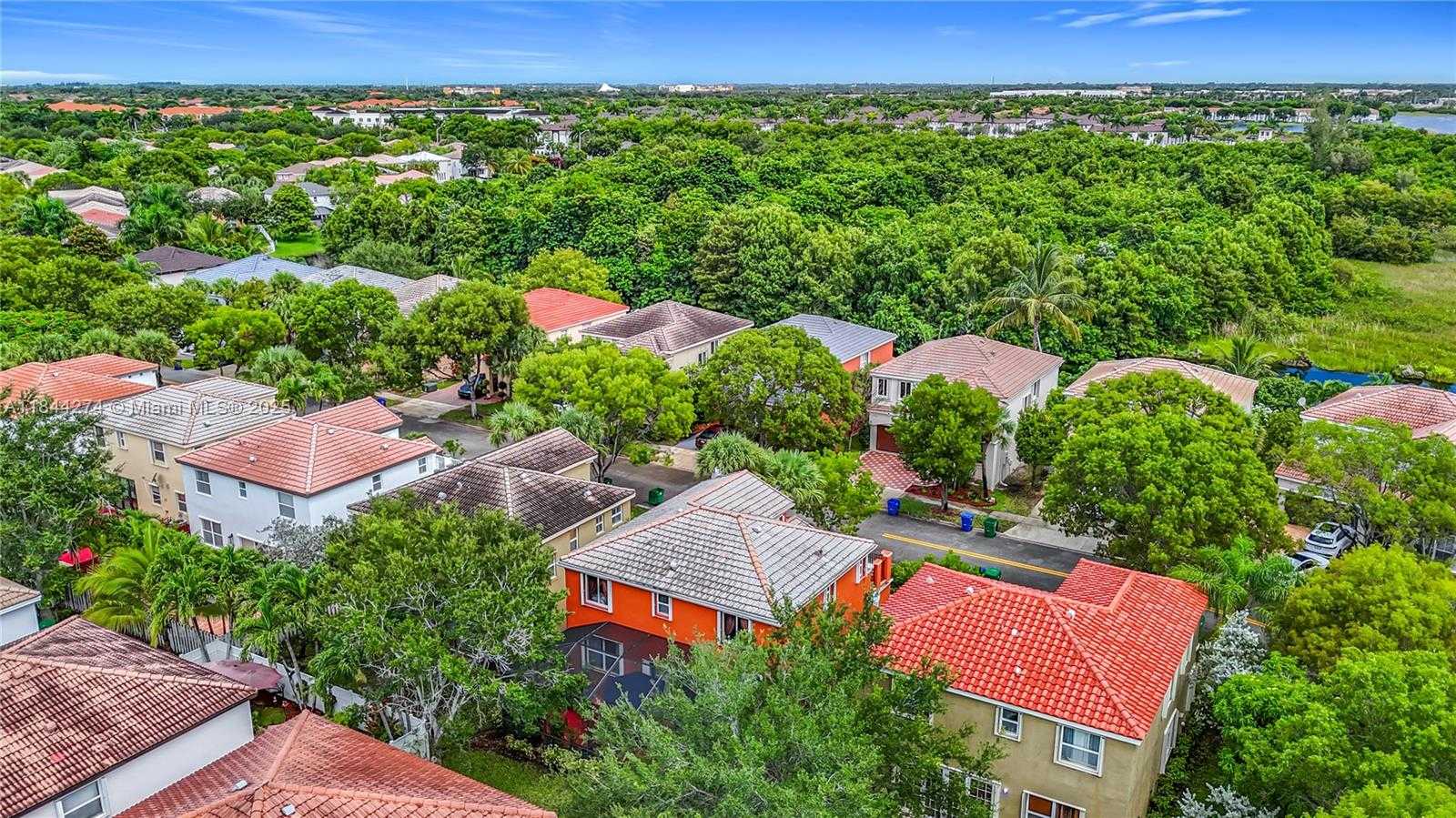Small Image of 15540 SOUTH WEST 49TH CT, Miramar Number 68