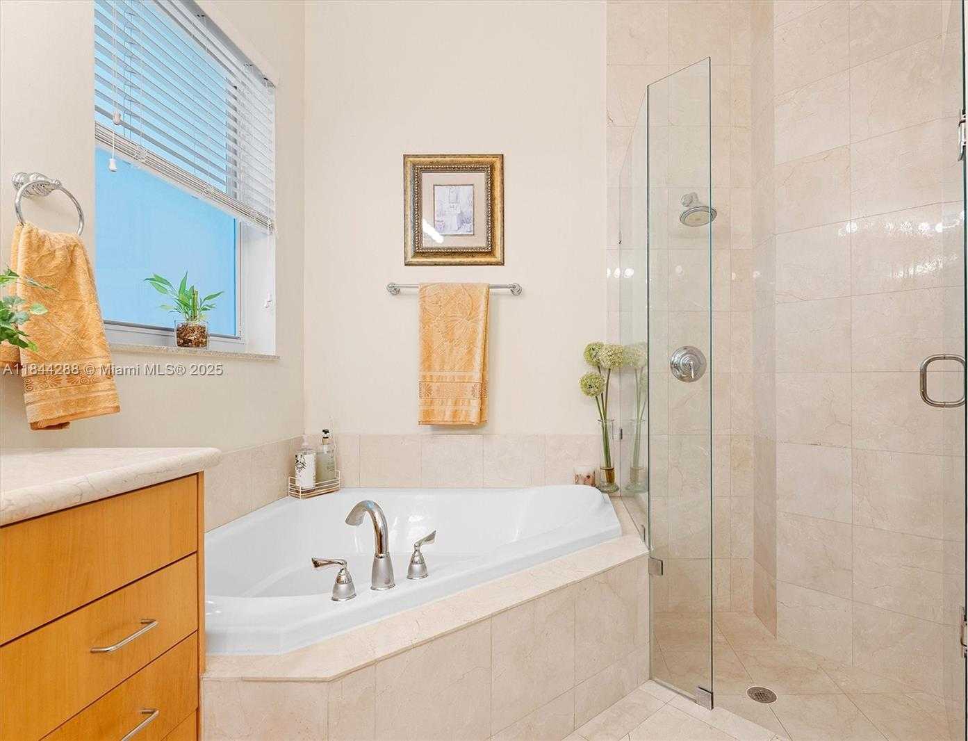 Small Image of 11425 NORTH WEST 75TH MNR, Parkland Number 16