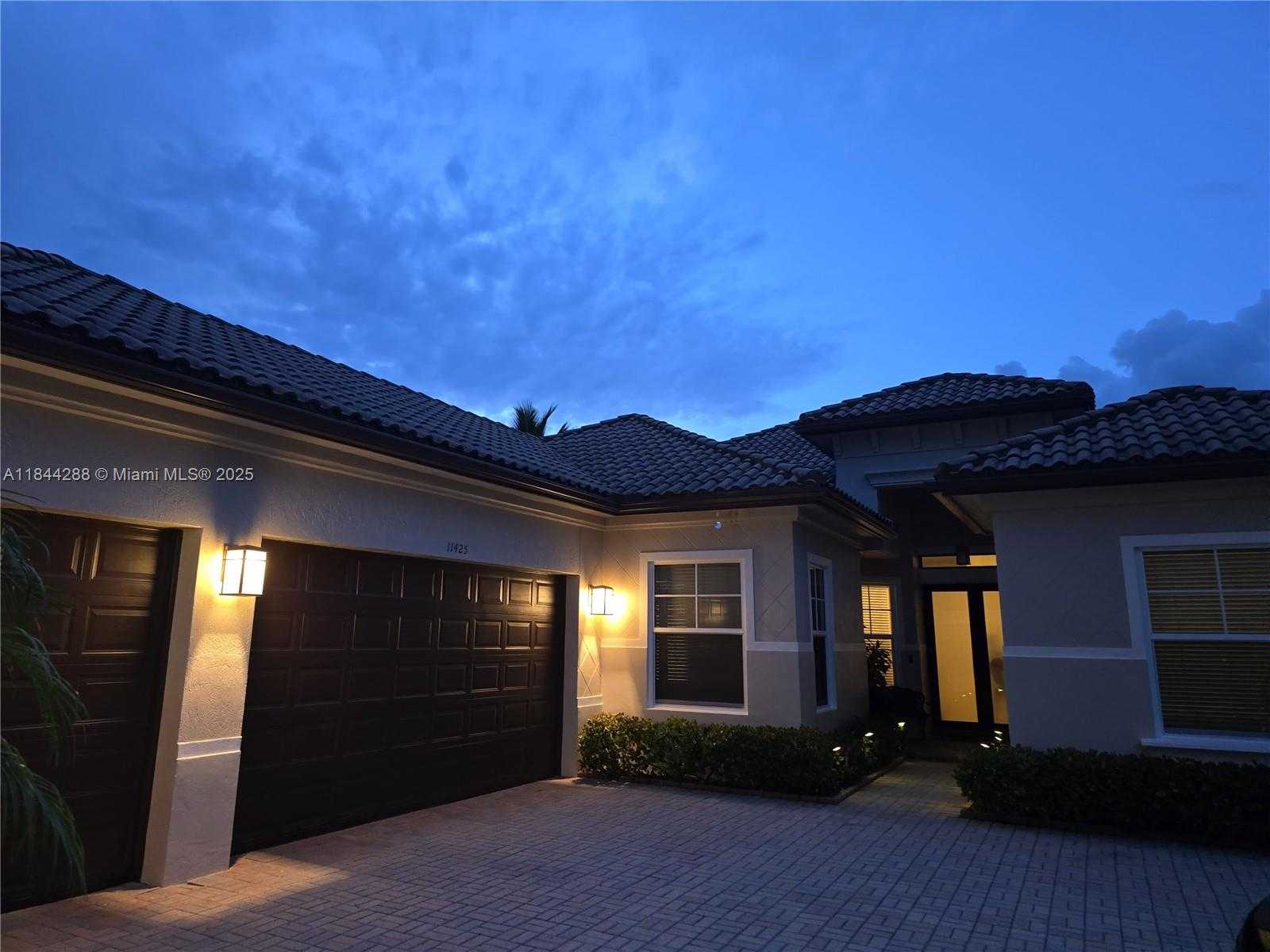 Small Image of 11425 NORTH WEST 75TH MNR, Parkland Number 27