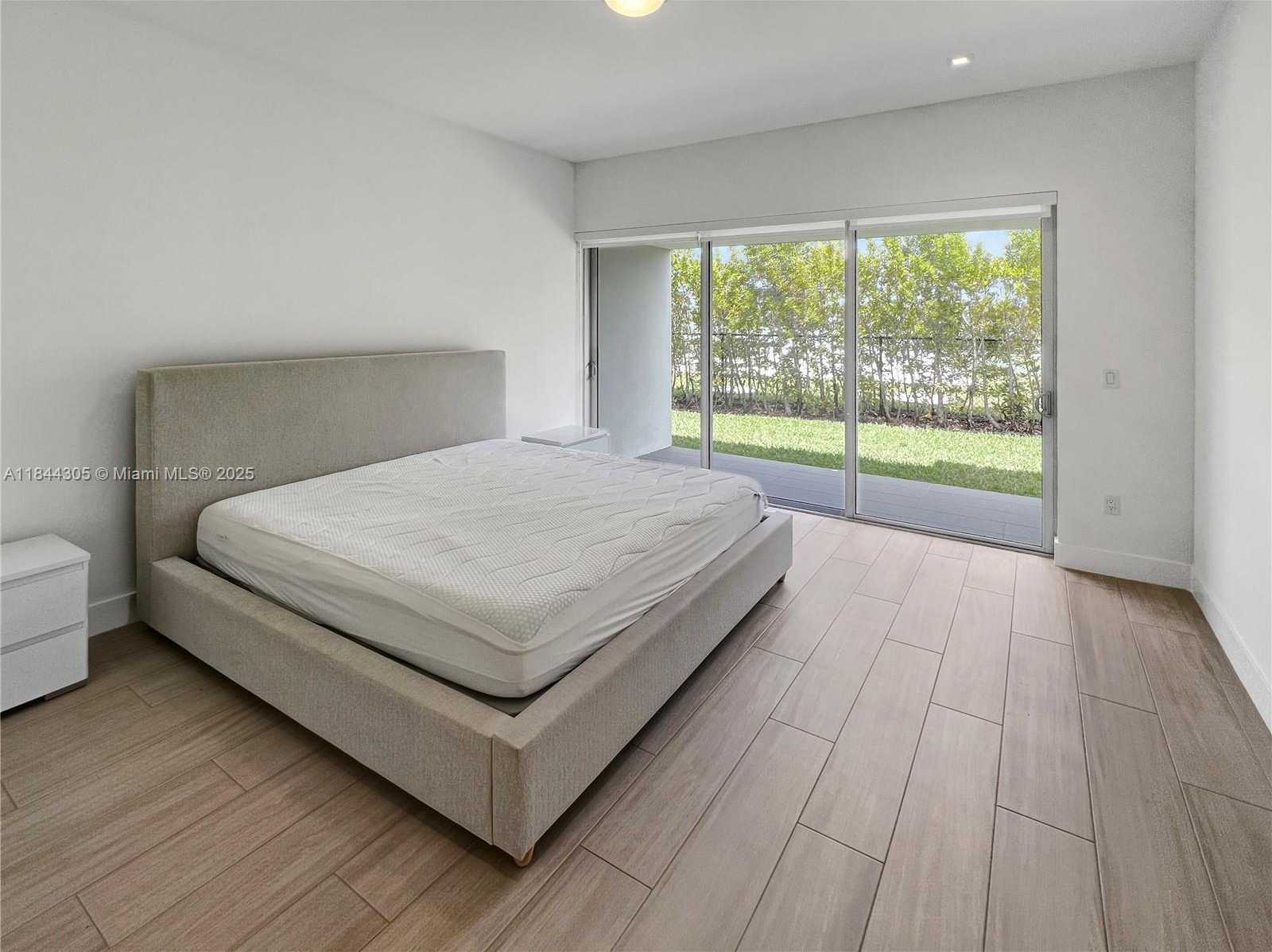 Small Image of 16582 SOUTH BOTANIKO DR S, Weston Number 20