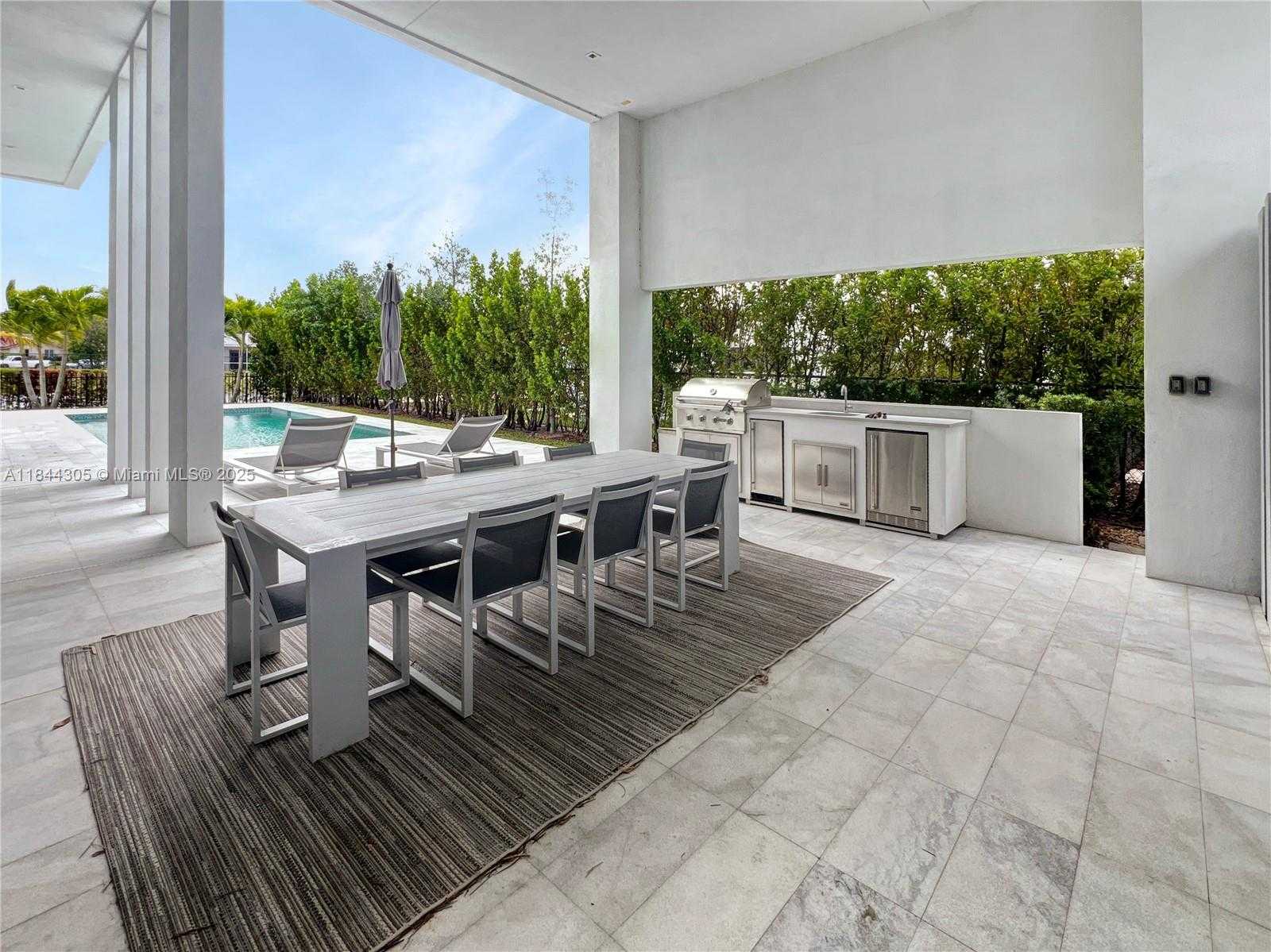 Small Image of 16582 SOUTH BOTANIKO DR S, Weston Number 27