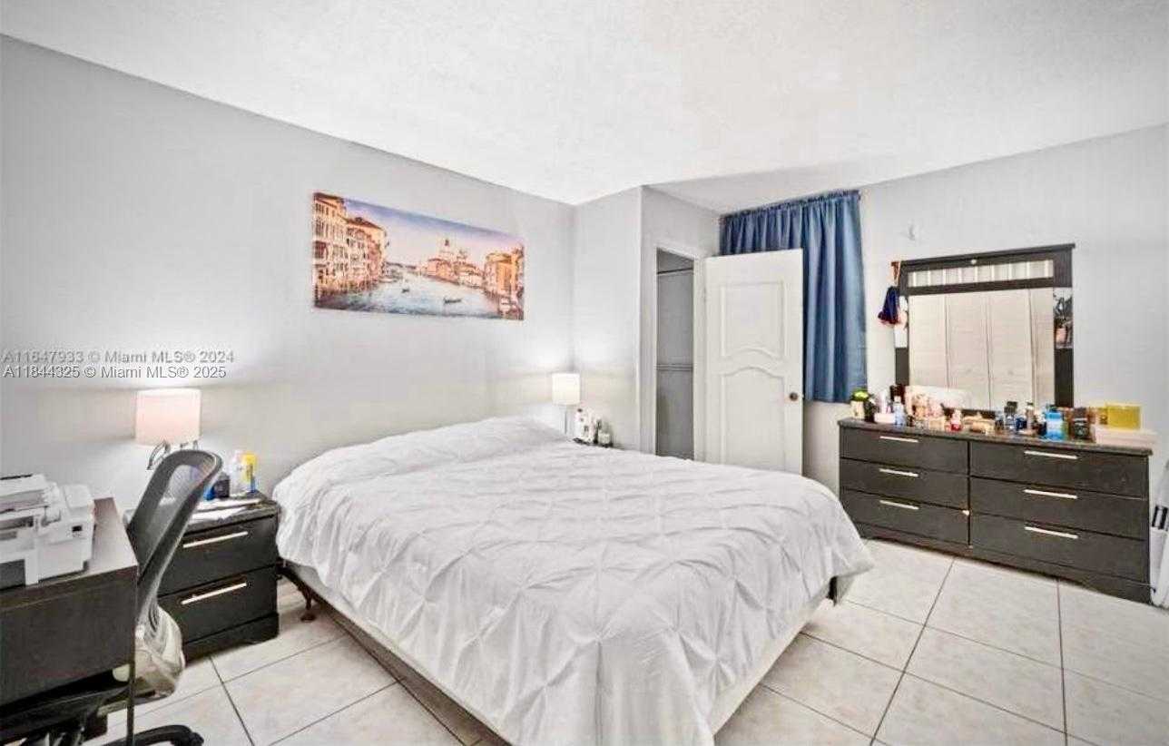 Small Image of 6771 FREEDOM ST, Hollywood Number 10