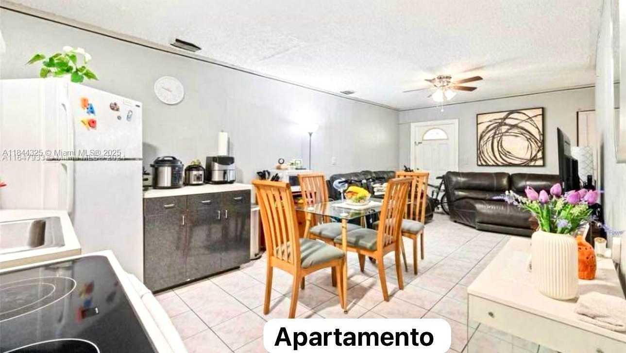 Small Image of 6771 FREEDOM ST, Hollywood Number 14