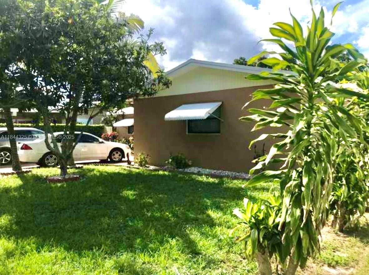 Small Image of 6771 FREEDOM ST, Hollywood Number 6