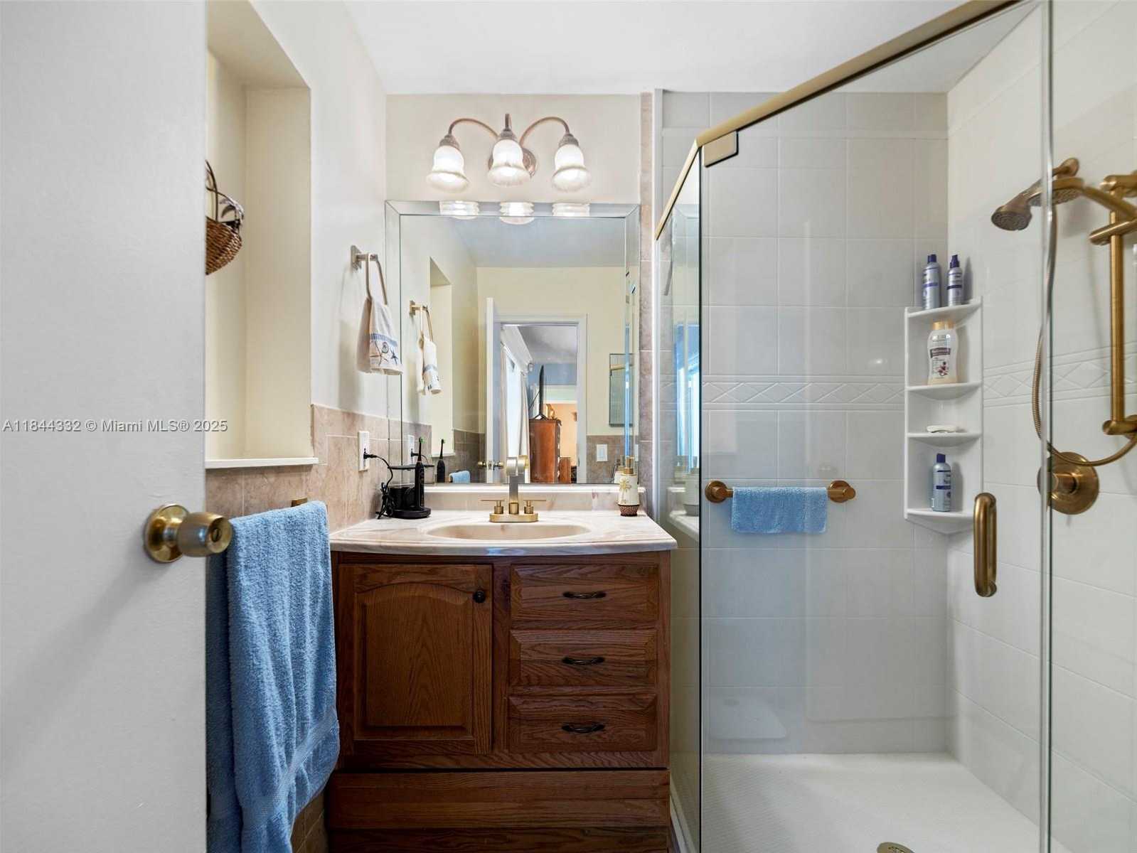 Small Image of 11701 NORTH WEST 33RD ST, Sunrise Number 12