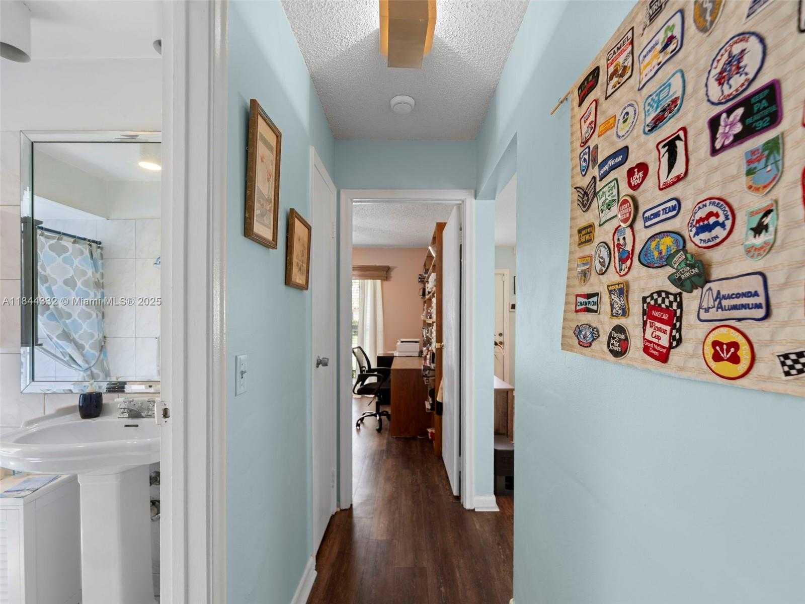 Small Image of 11701 NORTH WEST 33RD ST, Sunrise Number 15