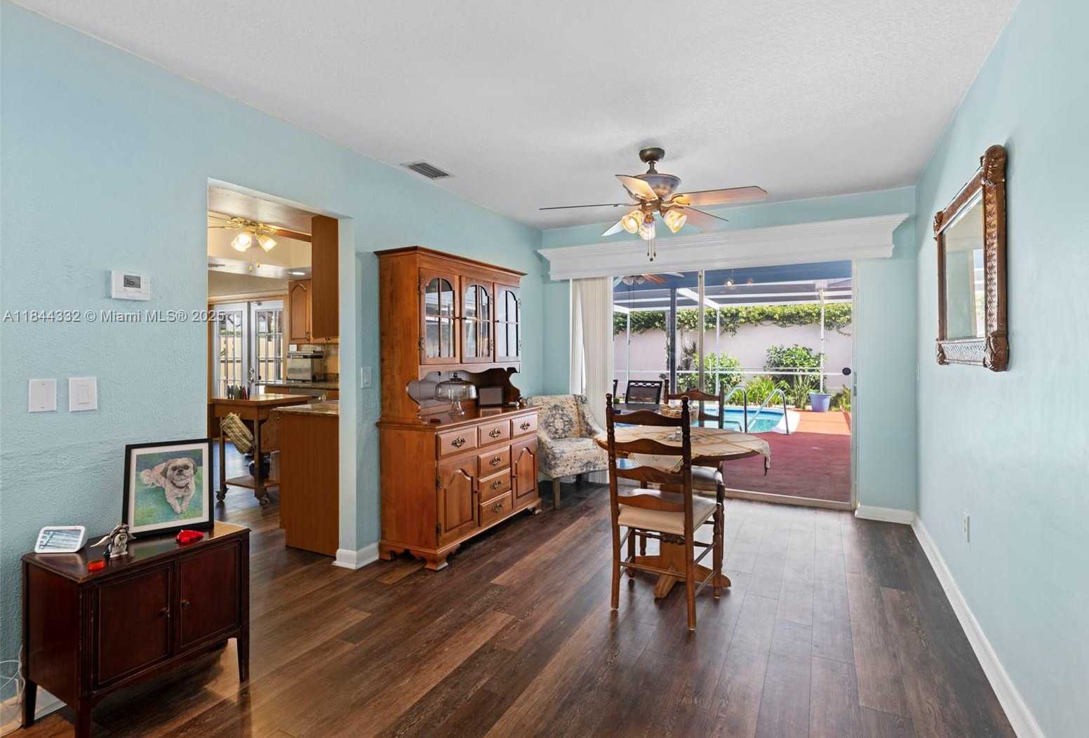 Small Image of 11701 NORTH WEST 33RD ST, Sunrise Number 19