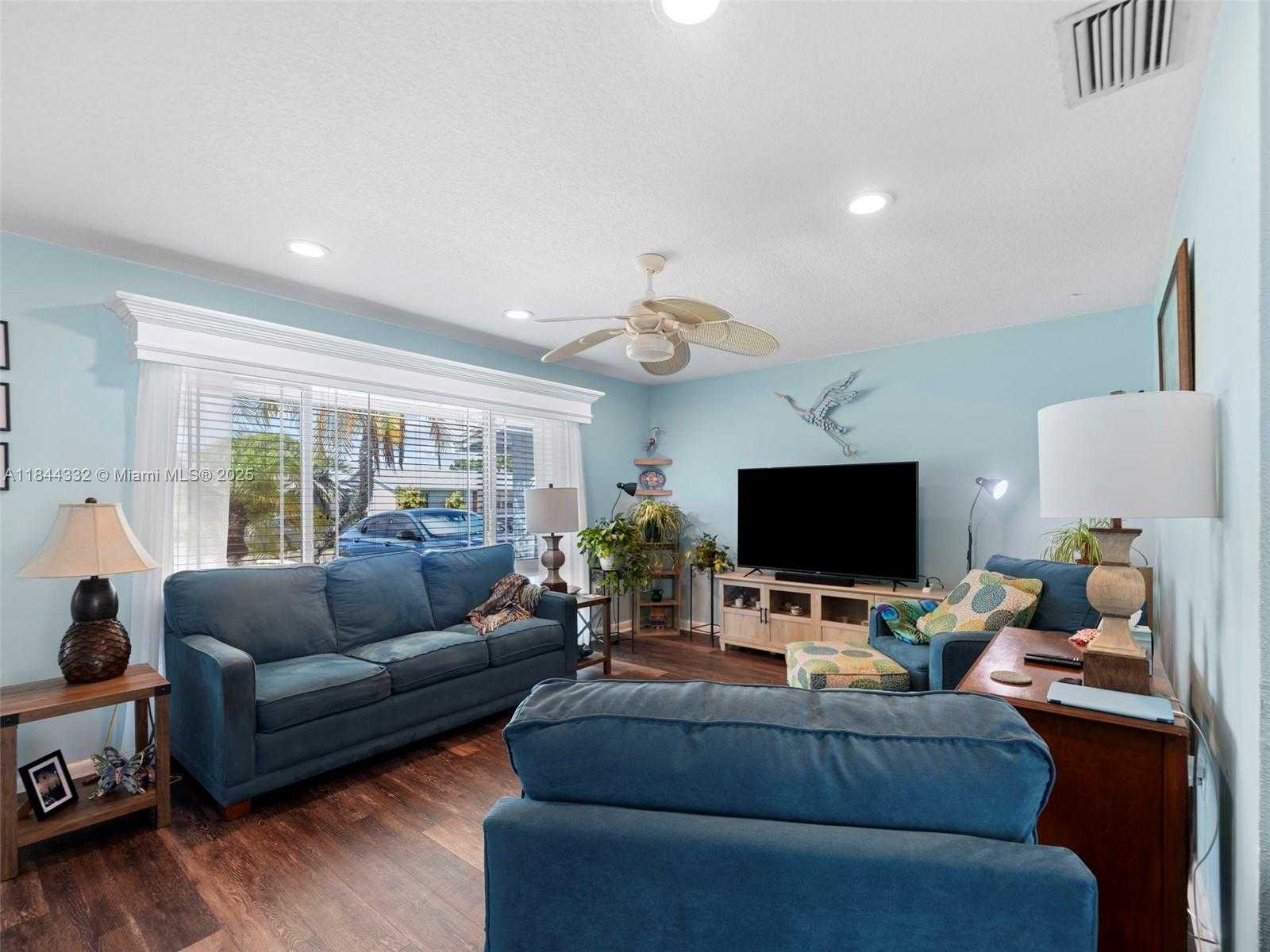 Small Image of 11701 NORTH WEST 33RD ST, Sunrise Number 6