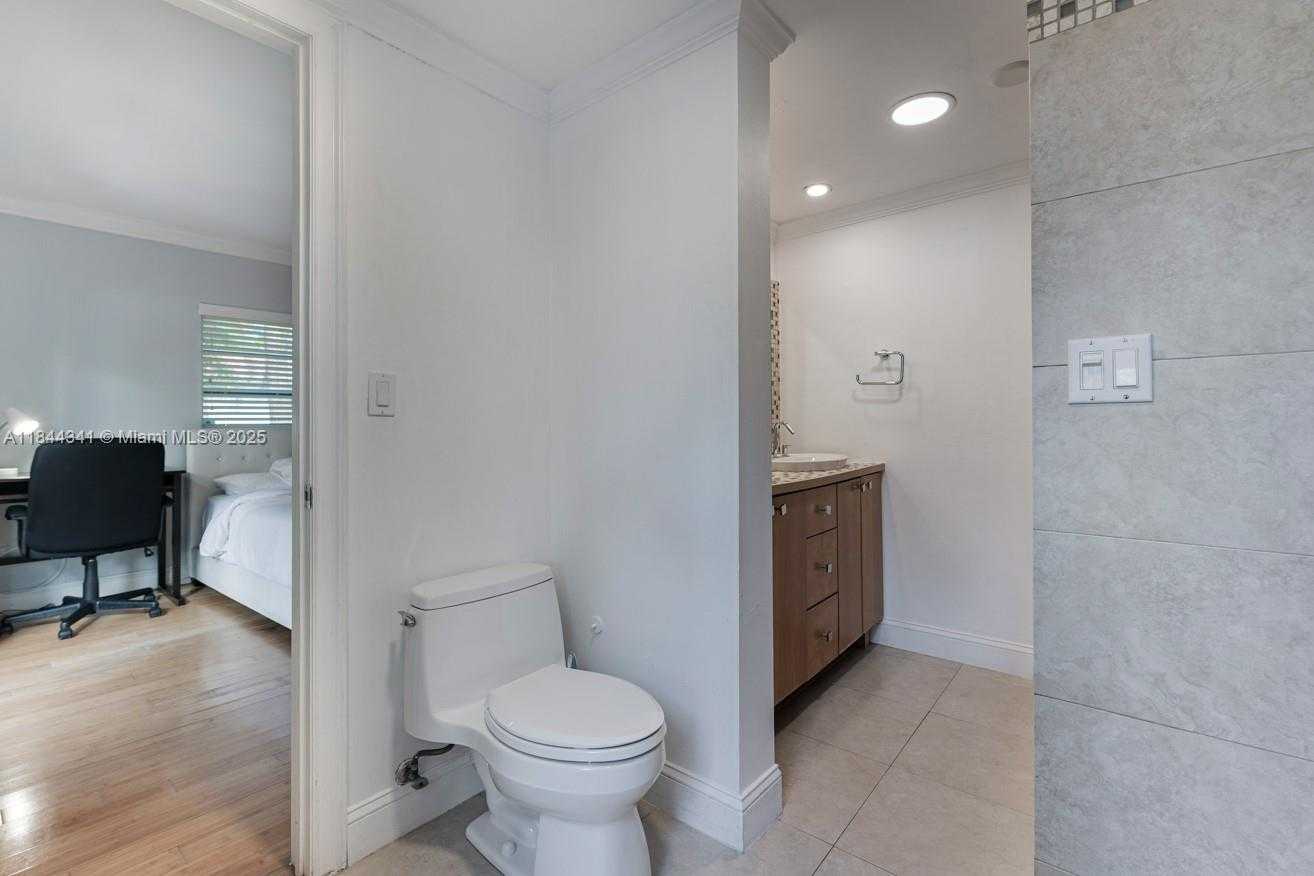 Small Image of 7475 SOUTH WEST 134TH ST, Pinecrest Number 23