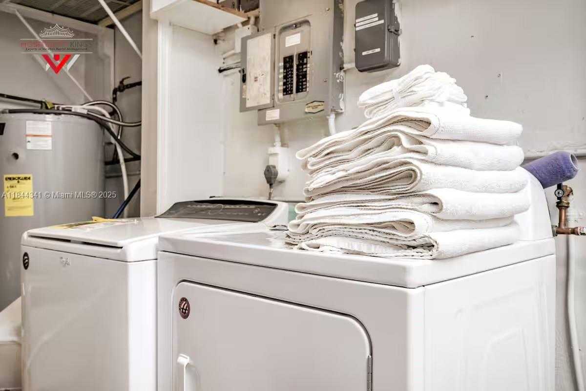 Small Image of 7475 SOUTH WEST 134TH ST, Pinecrest Number 30