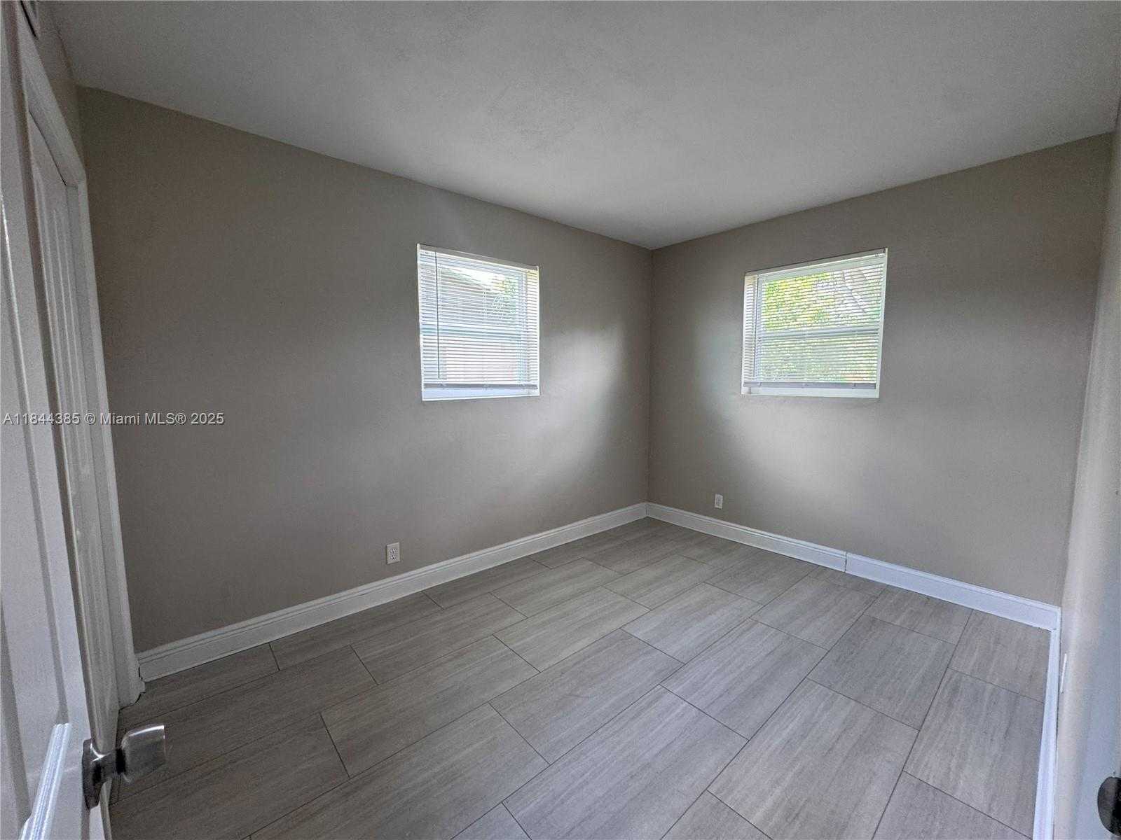 Small Image of 601 NORTH WEST 65TH AVE, Margate Number 3